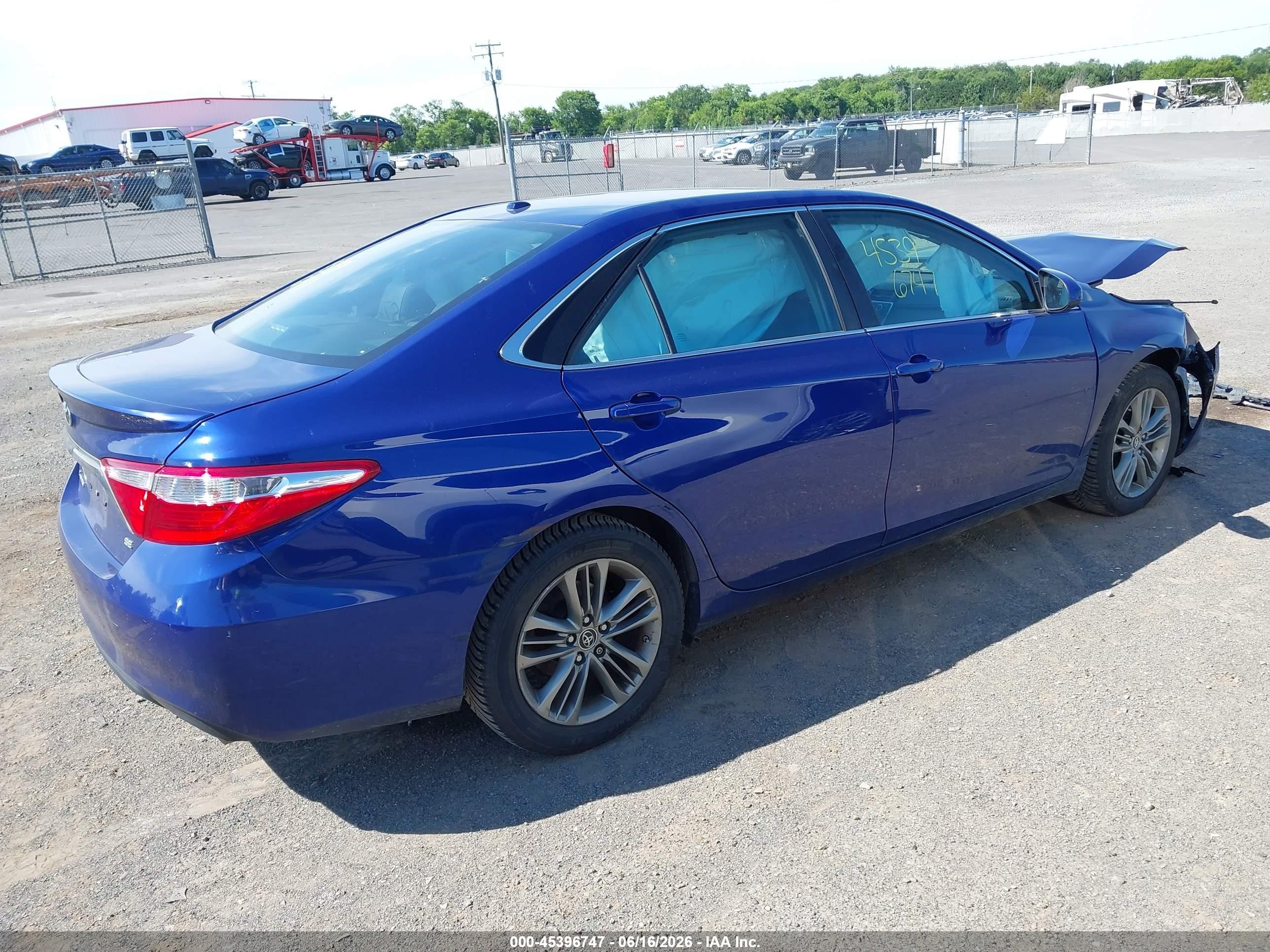 2015 Toyota Camry Se Blue vin: 4T1BF1FK9FU885592