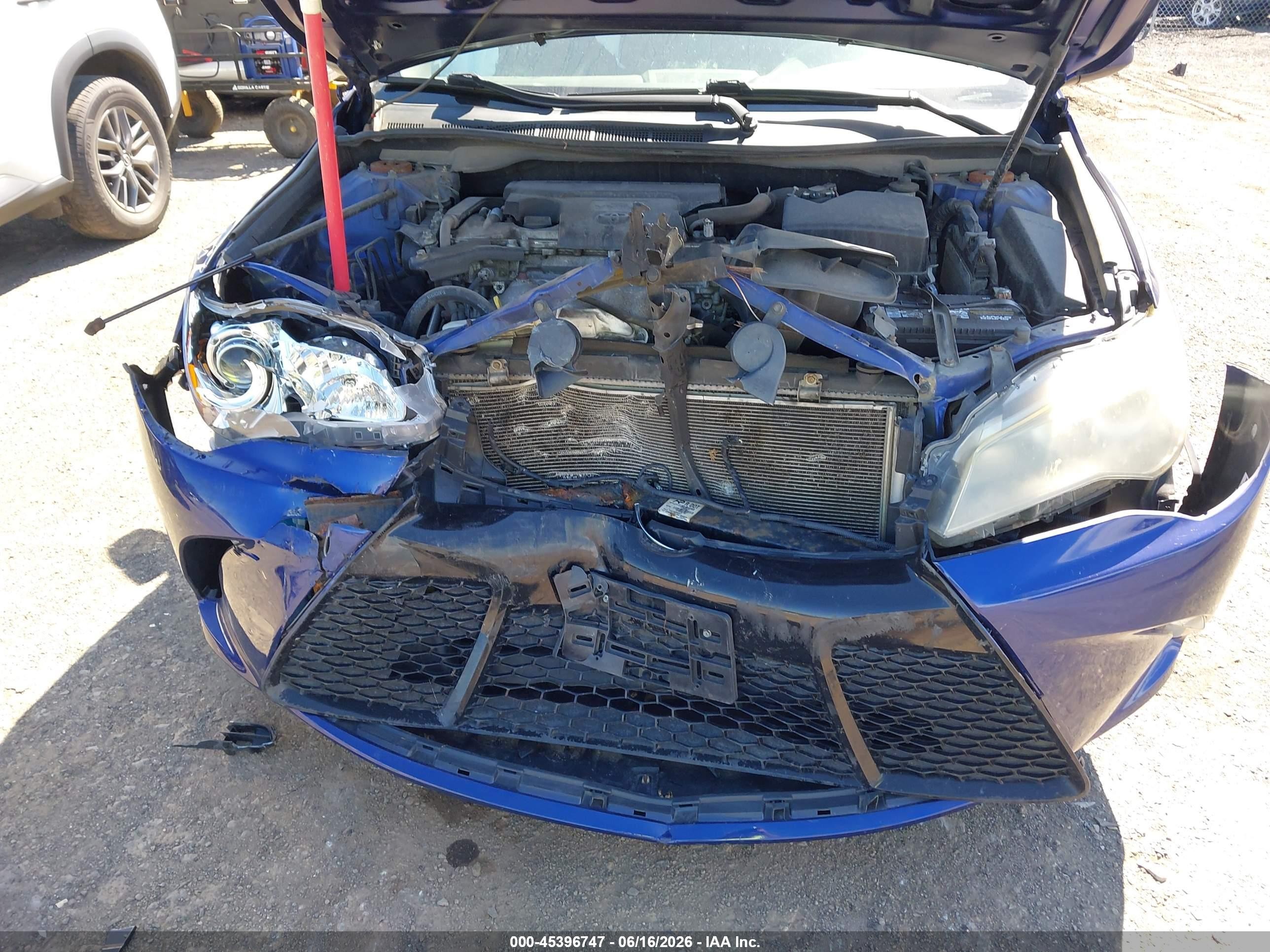 2015 Toyota Camry Se Blue vin: 4T1BF1FK9FU885592