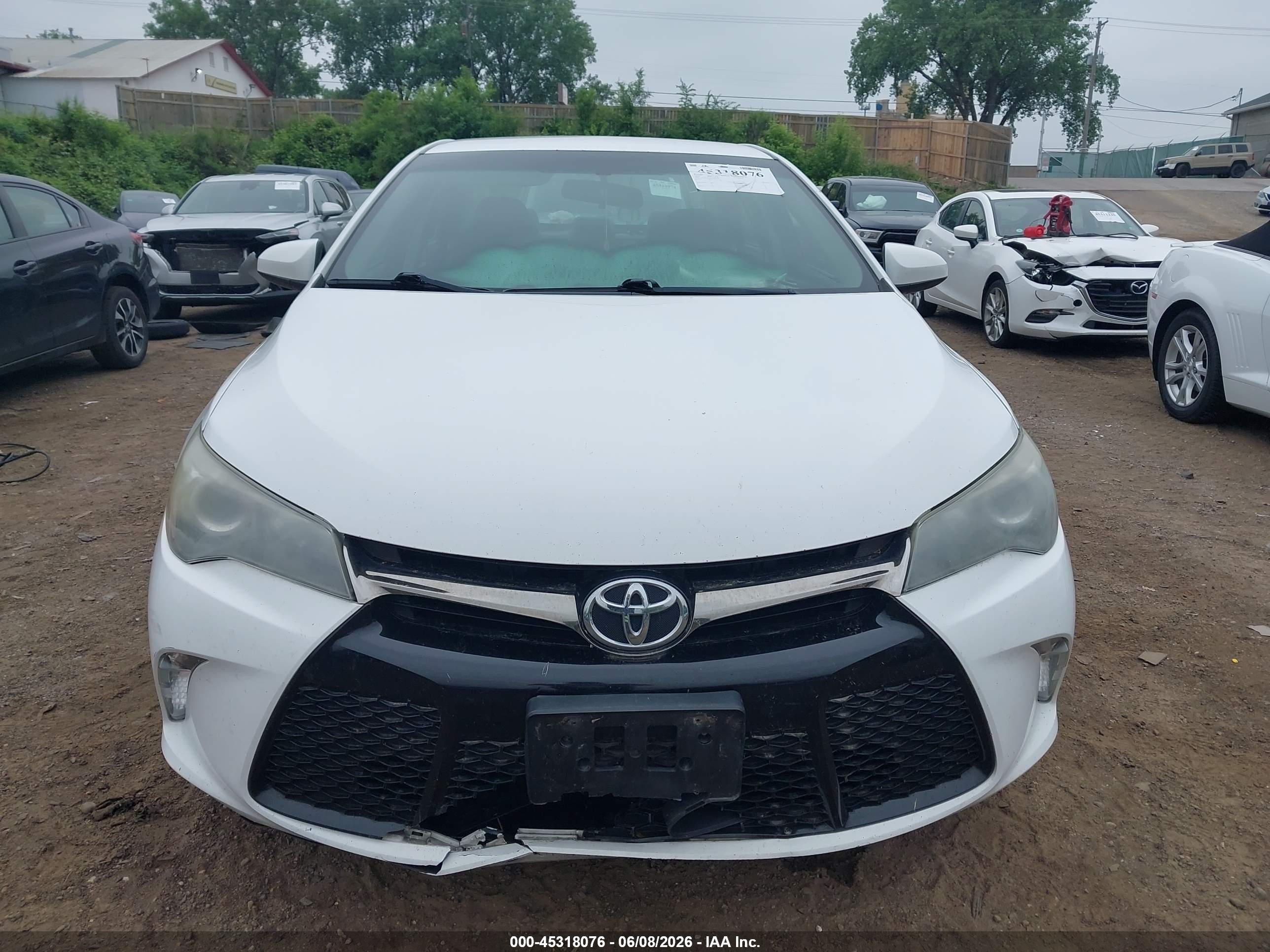 2015 Toyota Camry Se White vin: 4T1BF1FK9FU888928