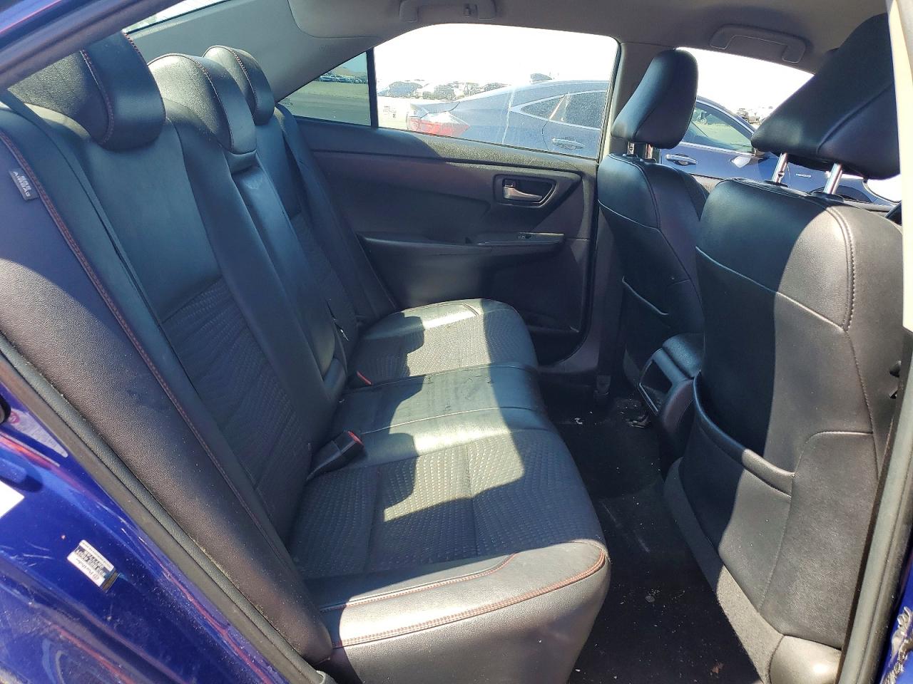 2015 Toyota Camry Se Blue vin: 4T1BF1FK9FU892316