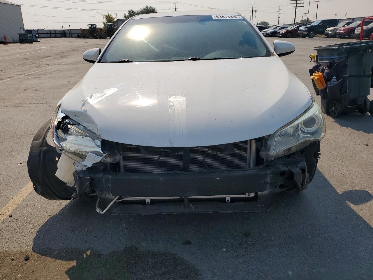 2015 Toyota Camry Se White vin: 4T1BF1FK9FU896785