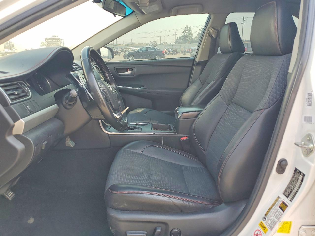 2015 Toyota Camry Se White vin: 4T1BF1FK9FU896785