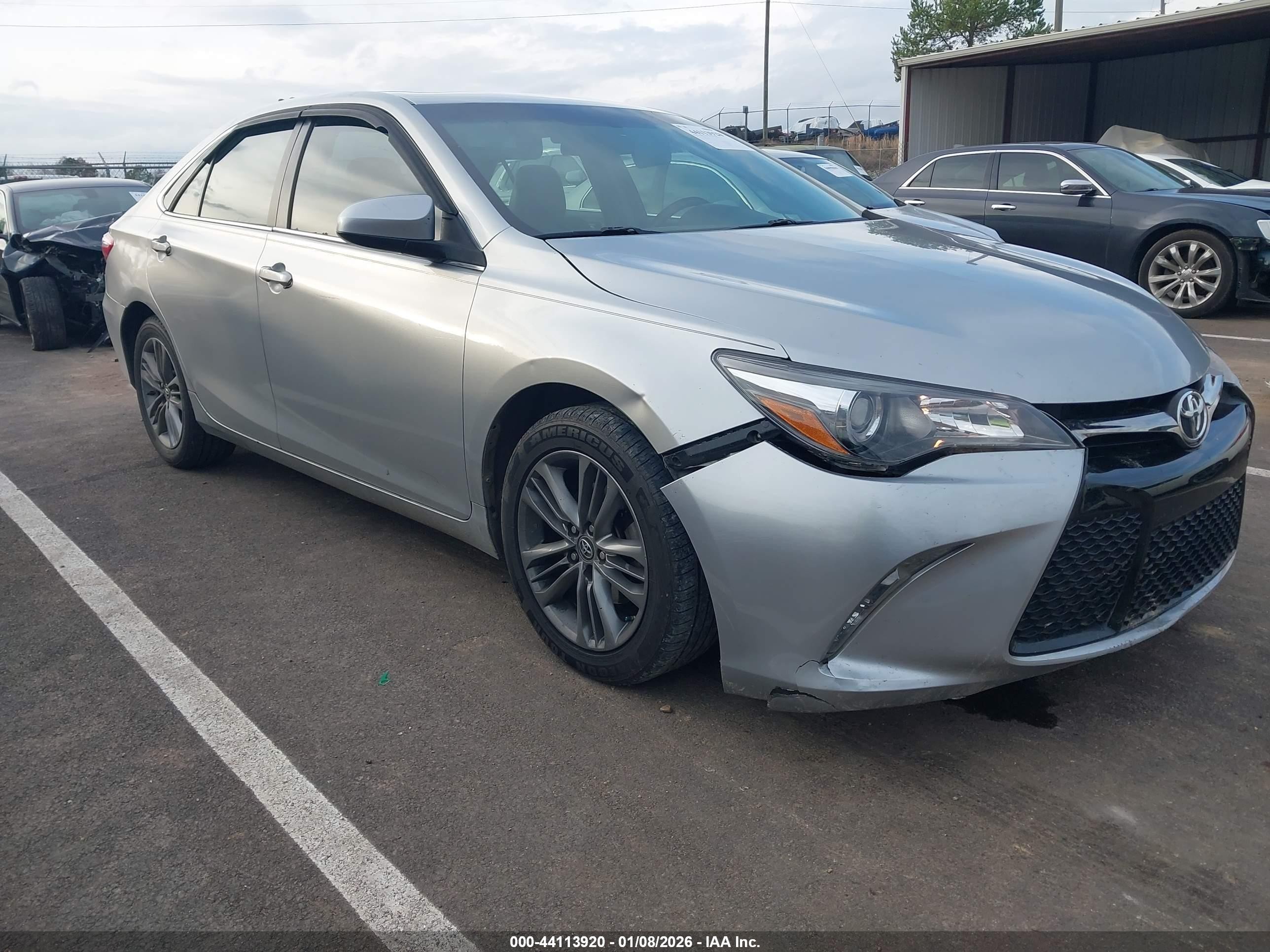 2015 Toyota Camry Se Silver vin: 4T1BF1FK9FU907381
