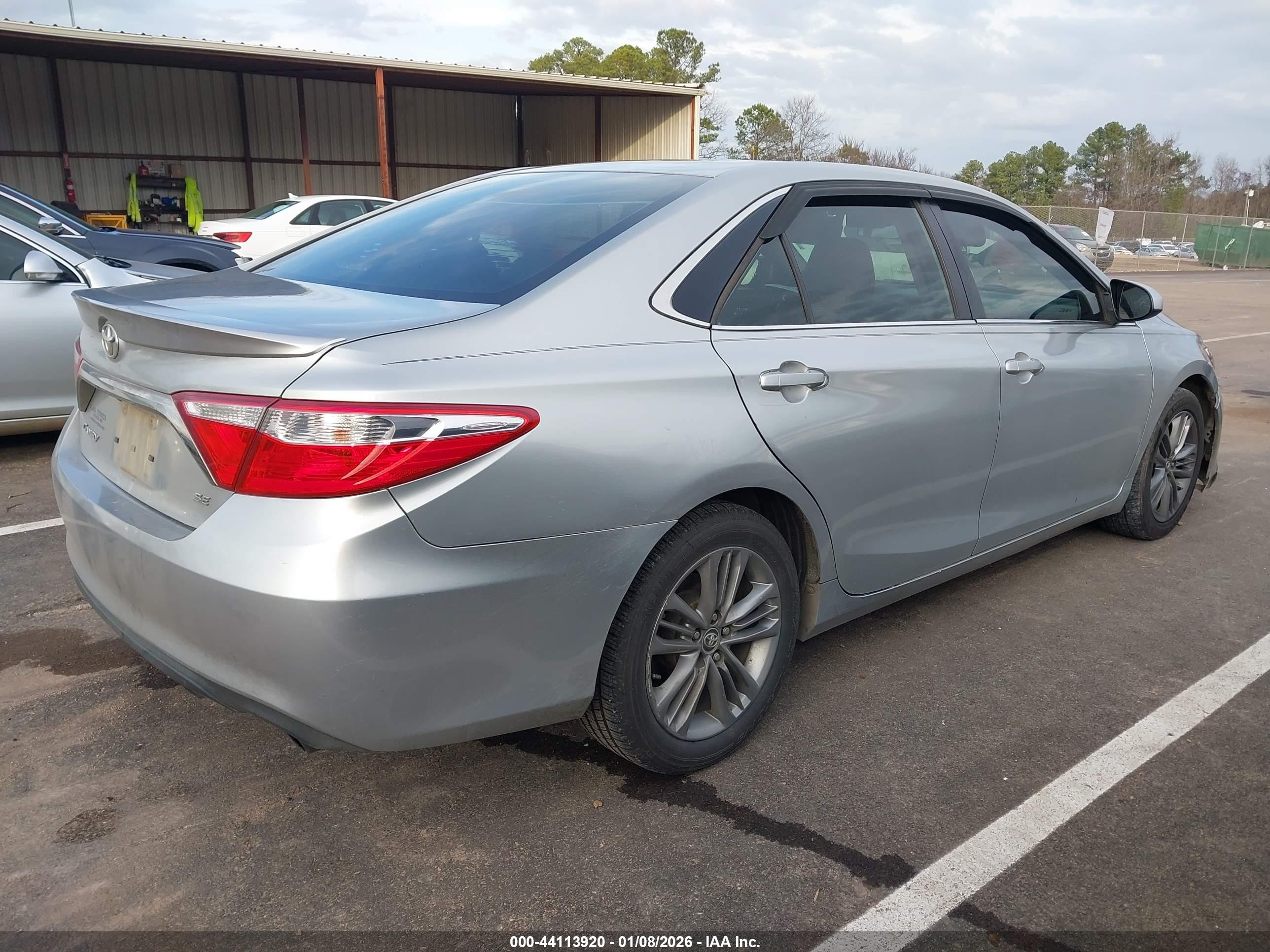 2015 Toyota Camry Se Silver vin: 4T1BF1FK9FU907381
