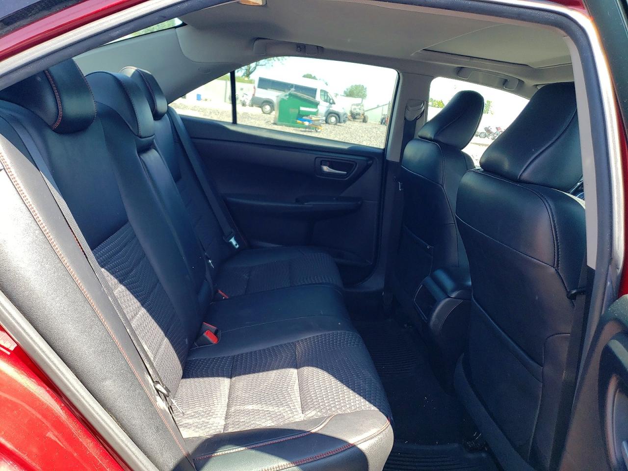 2015 Toyota Camry Se Red vin: 4T1BF1FK9FU909650