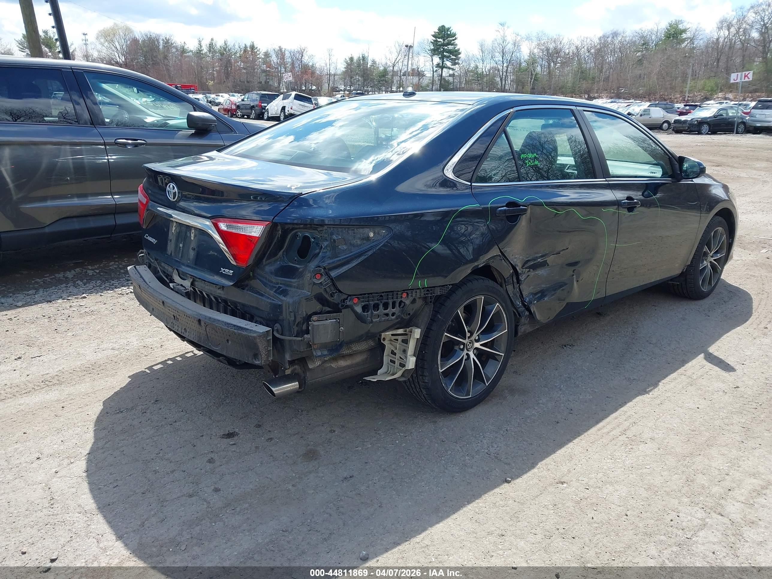 2015 Toyota Camry Xse Blue vin: 4T1BF1FK9FU916985