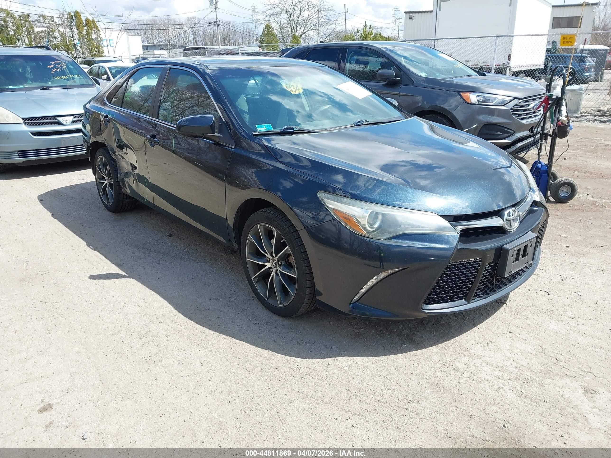 2015 Toyota Camry Xse Blue vin: 4T1BF1FK9FU916985