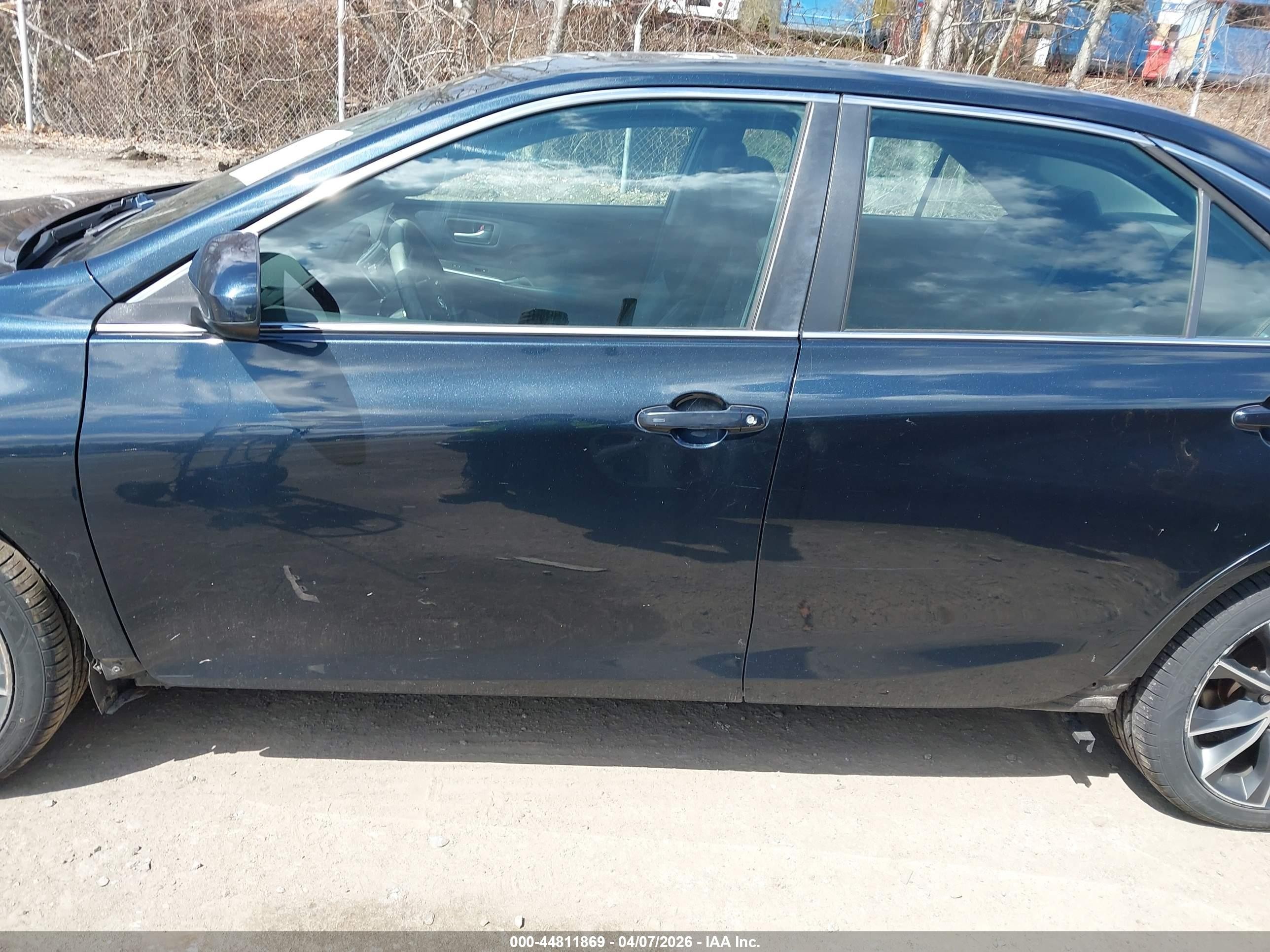 2015 Toyota Camry Xse Blue vin: 4T1BF1FK9FU916985