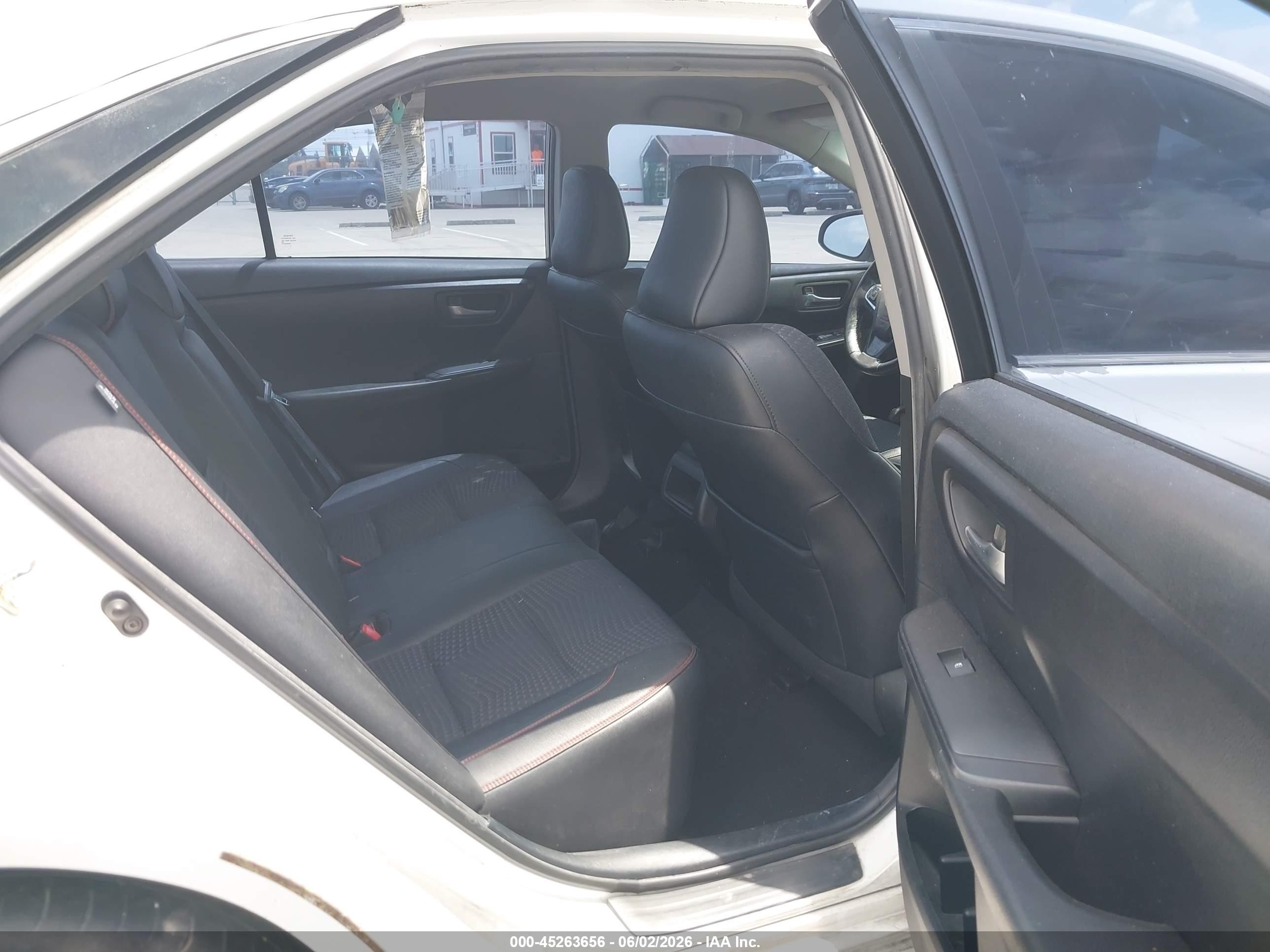 2015 Toyota Camry Se White vin: 4T1BF1FK9FU921734