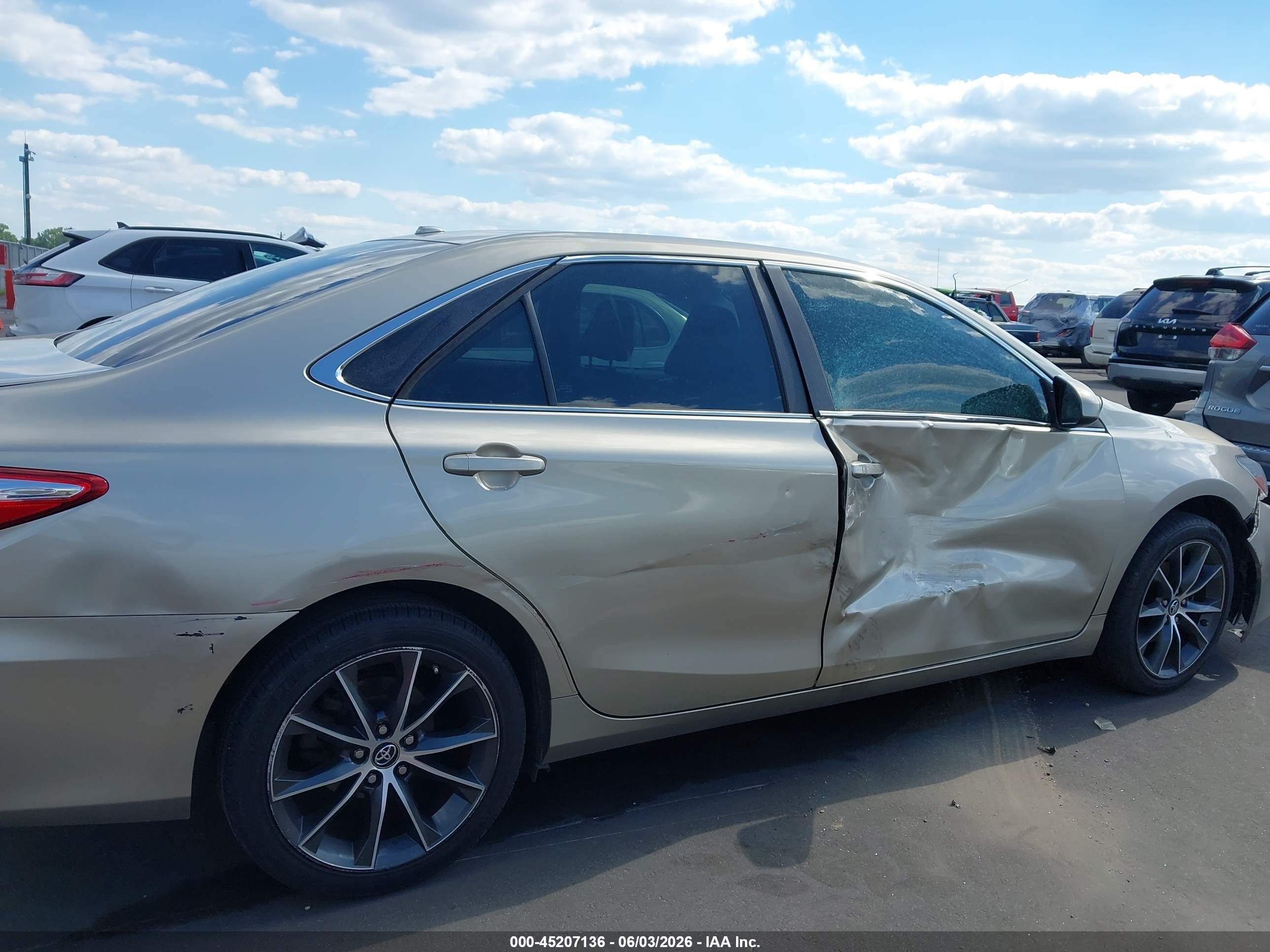 2015 Toyota Camry Xse Серебряный vin: 4T1BF1FK9FU927887