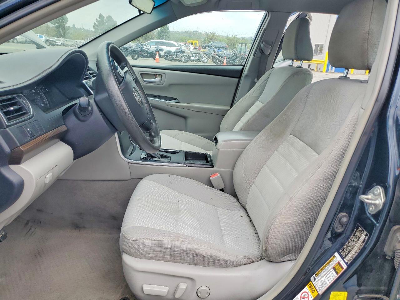 2015 Toyota Camry Le Charcoal vin: 4T1BF1FK9FU932040