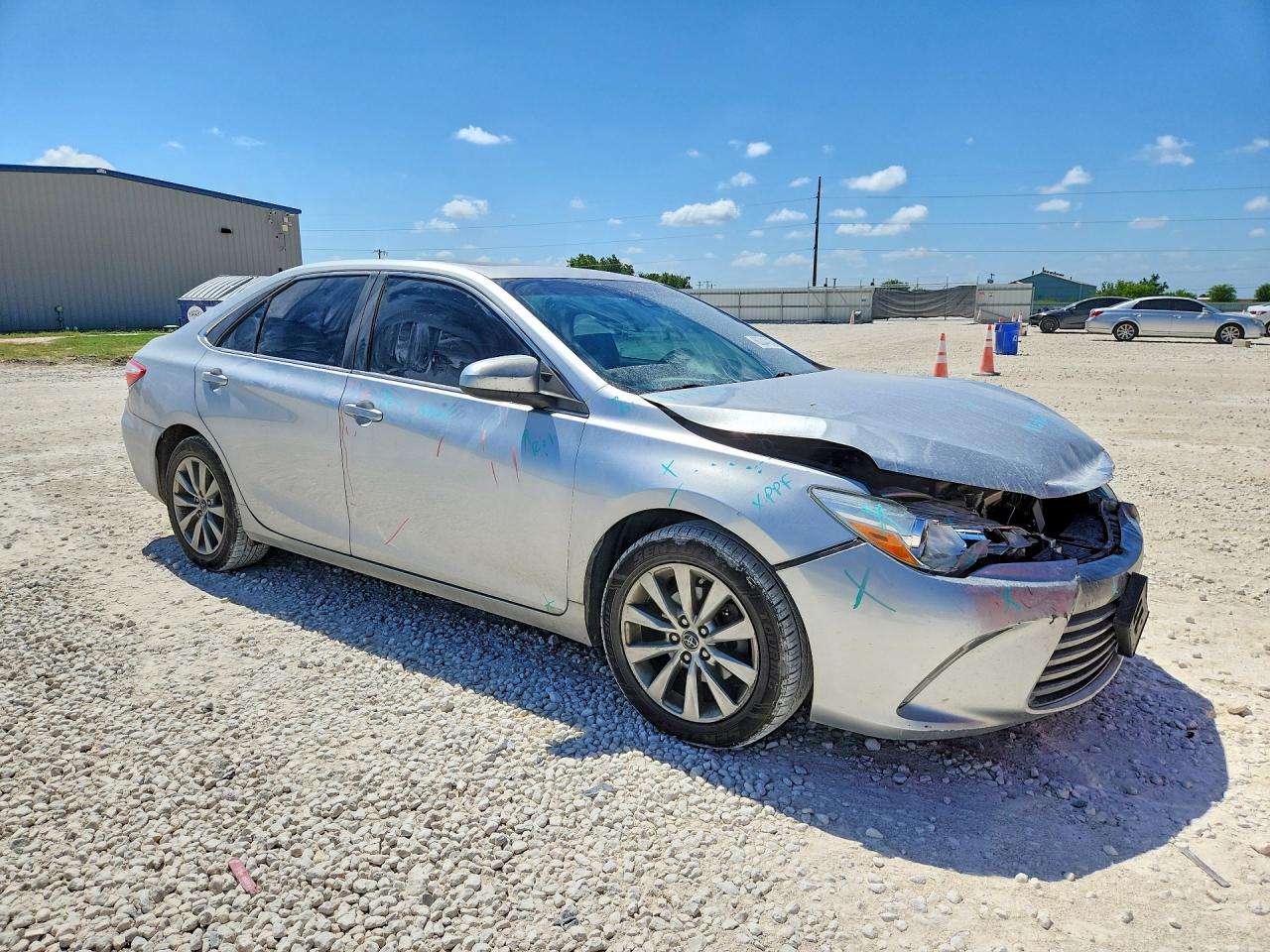 2015 Toyota Camry Xle Серебряный vin: 4T1BF1FK9FU968648