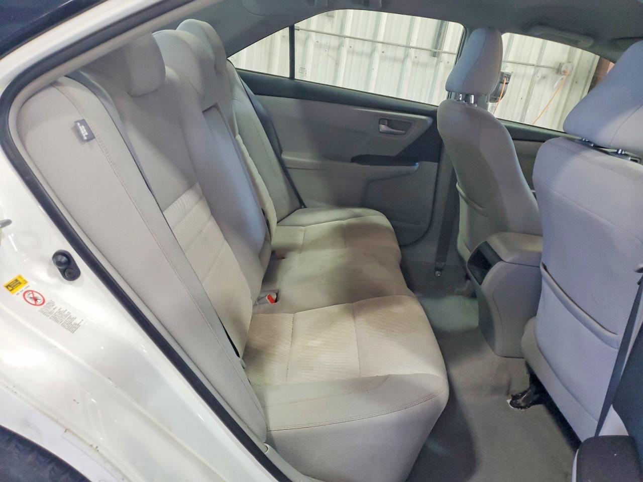 2015 Toyota Camry Le Белый vin: 4T1BF1FK9FU971047