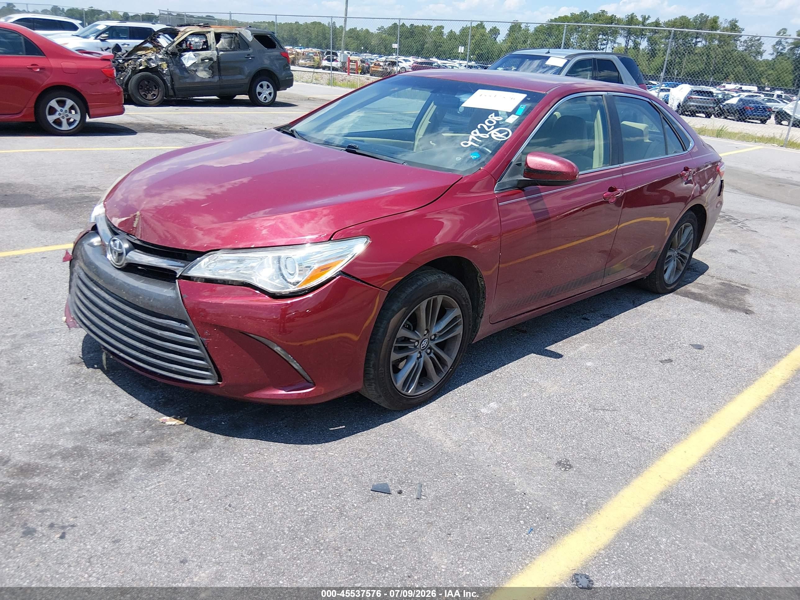 2015 Toyota Camry Le Red vin: 4T1BF1FK9FU978208