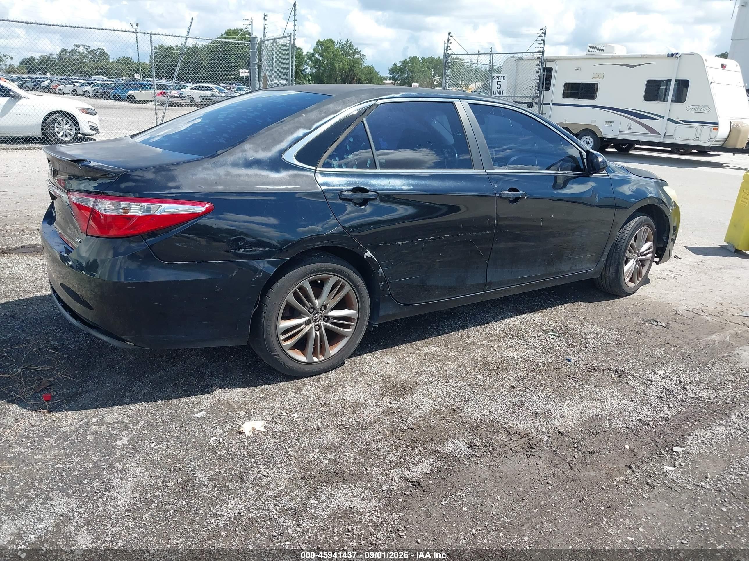 2015 Toyota Camry Se Black vin: 4T1BF1FK9FU979553