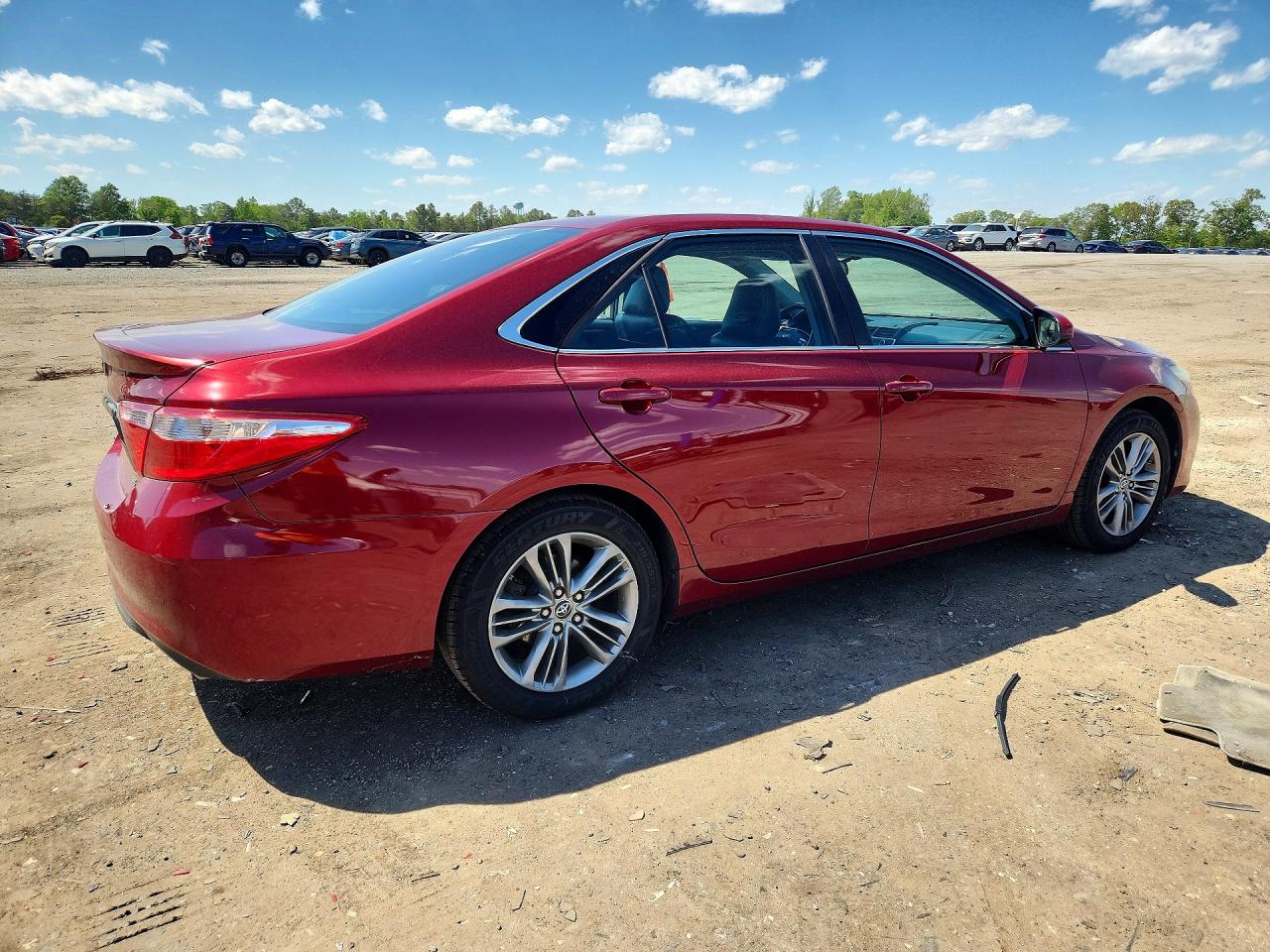 2015 Toyota Camry Se Красный vin: 4T1BF1FK9FU991184