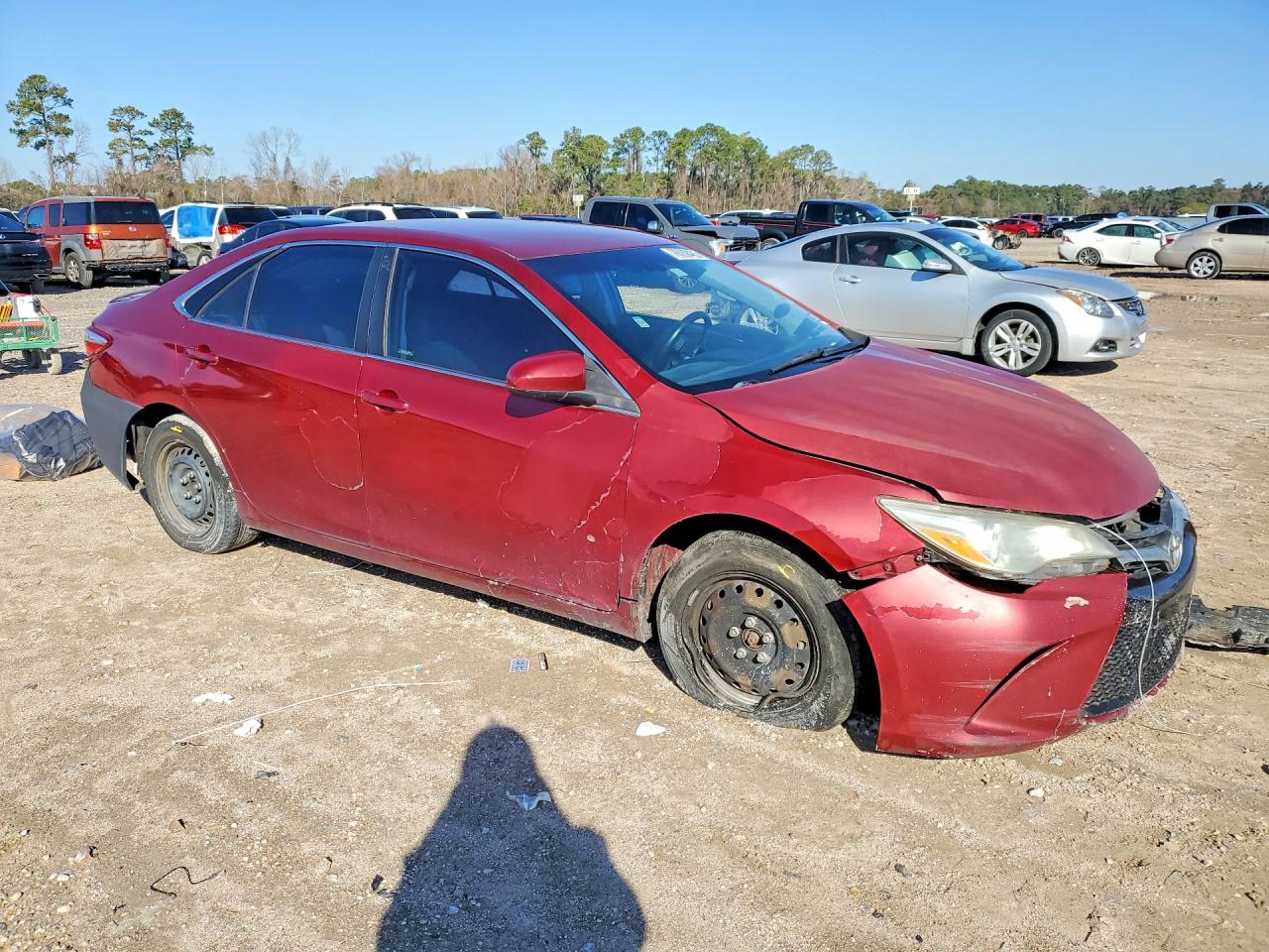 2015 Toyota Camry Le Red vin: 4T1BF1FK9FU993128