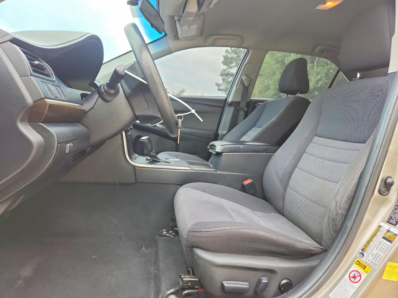 2015 Toyota Camry Le Gold vin: 4T1BF1FK9FU993811