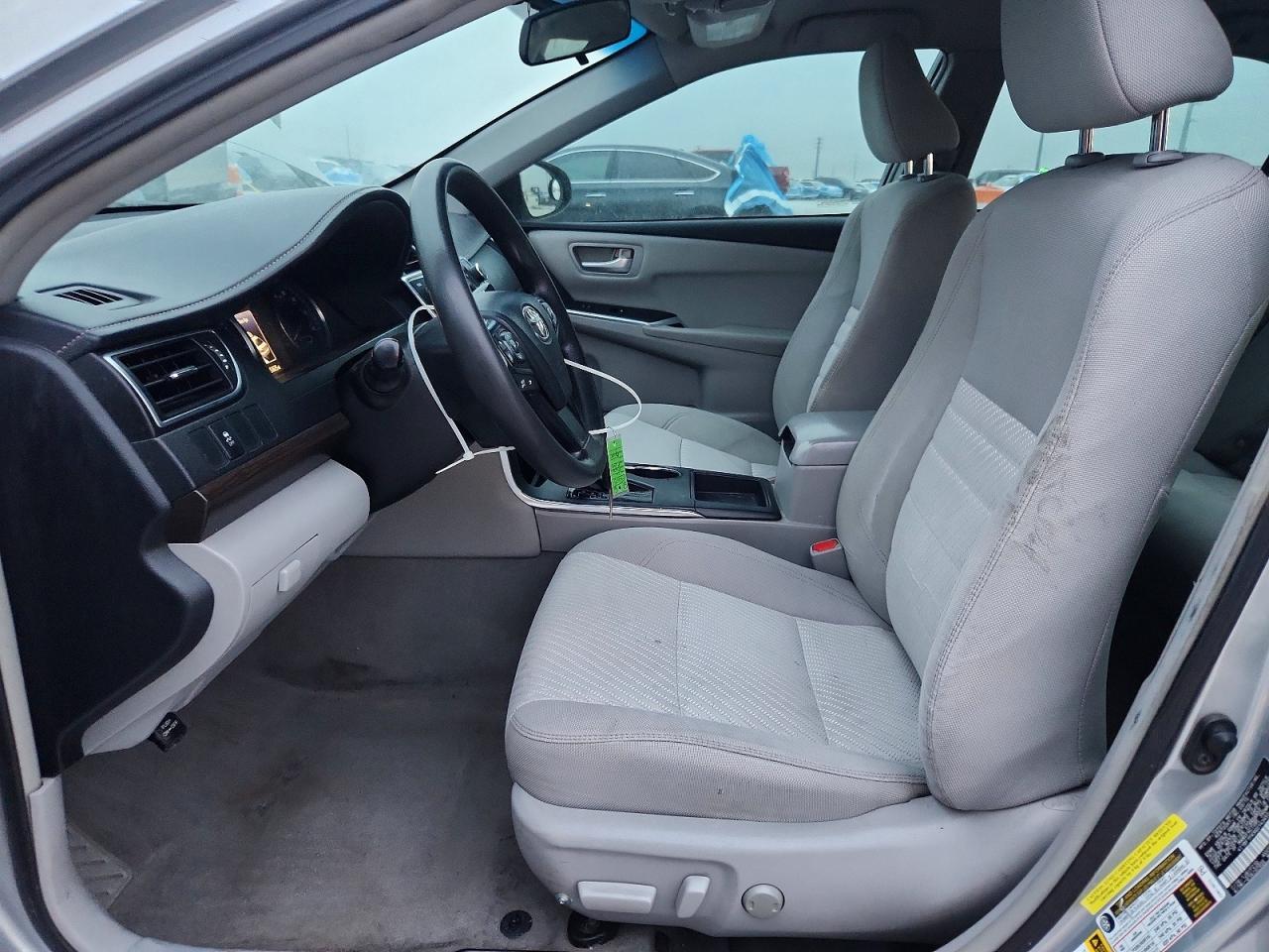2016 Toyota Camry Le Silver vin: 4T1BF1FK9GU143453