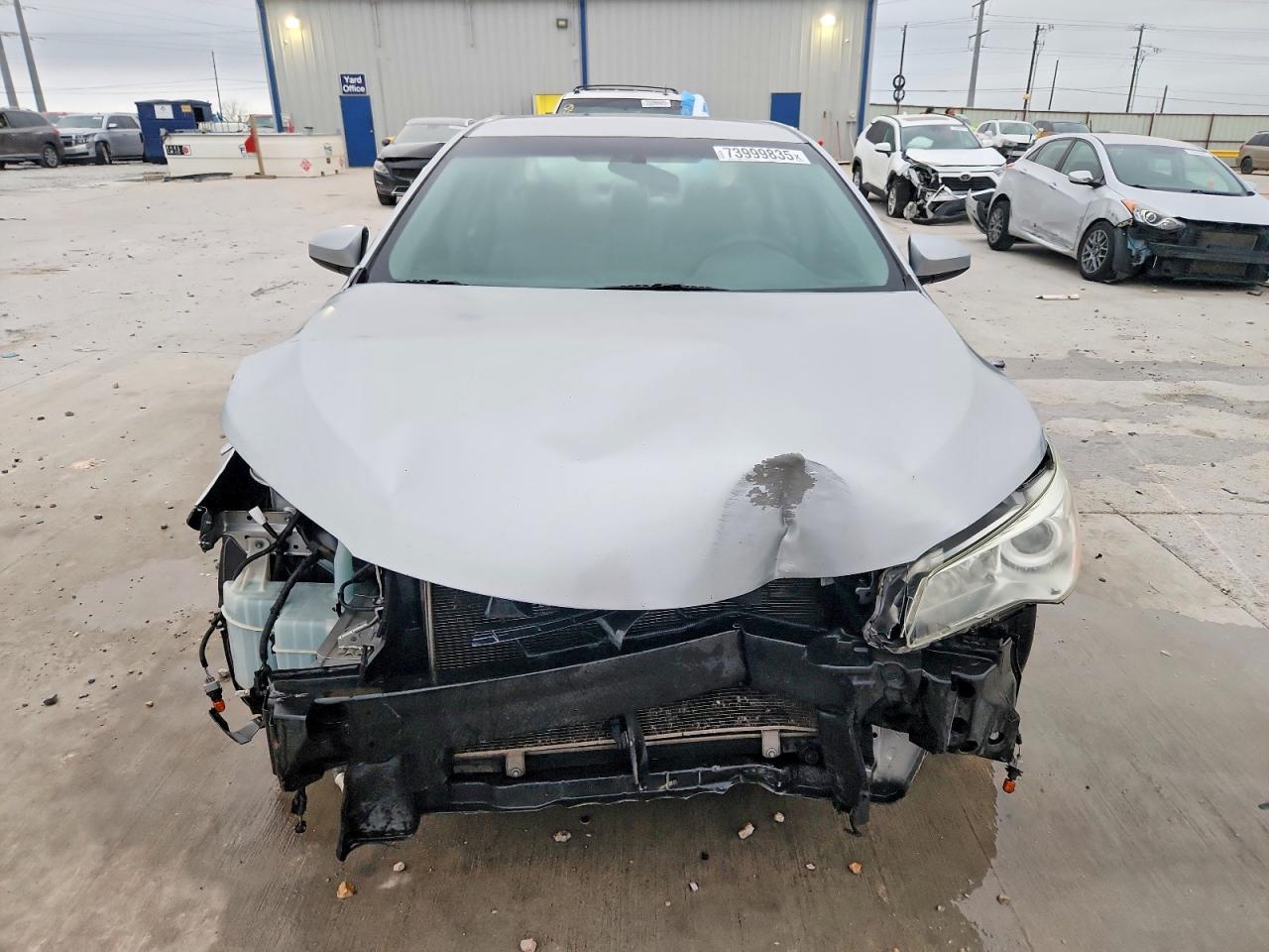 2016 Toyota Camry Le Silver vin: 4T1BF1FK9GU143453