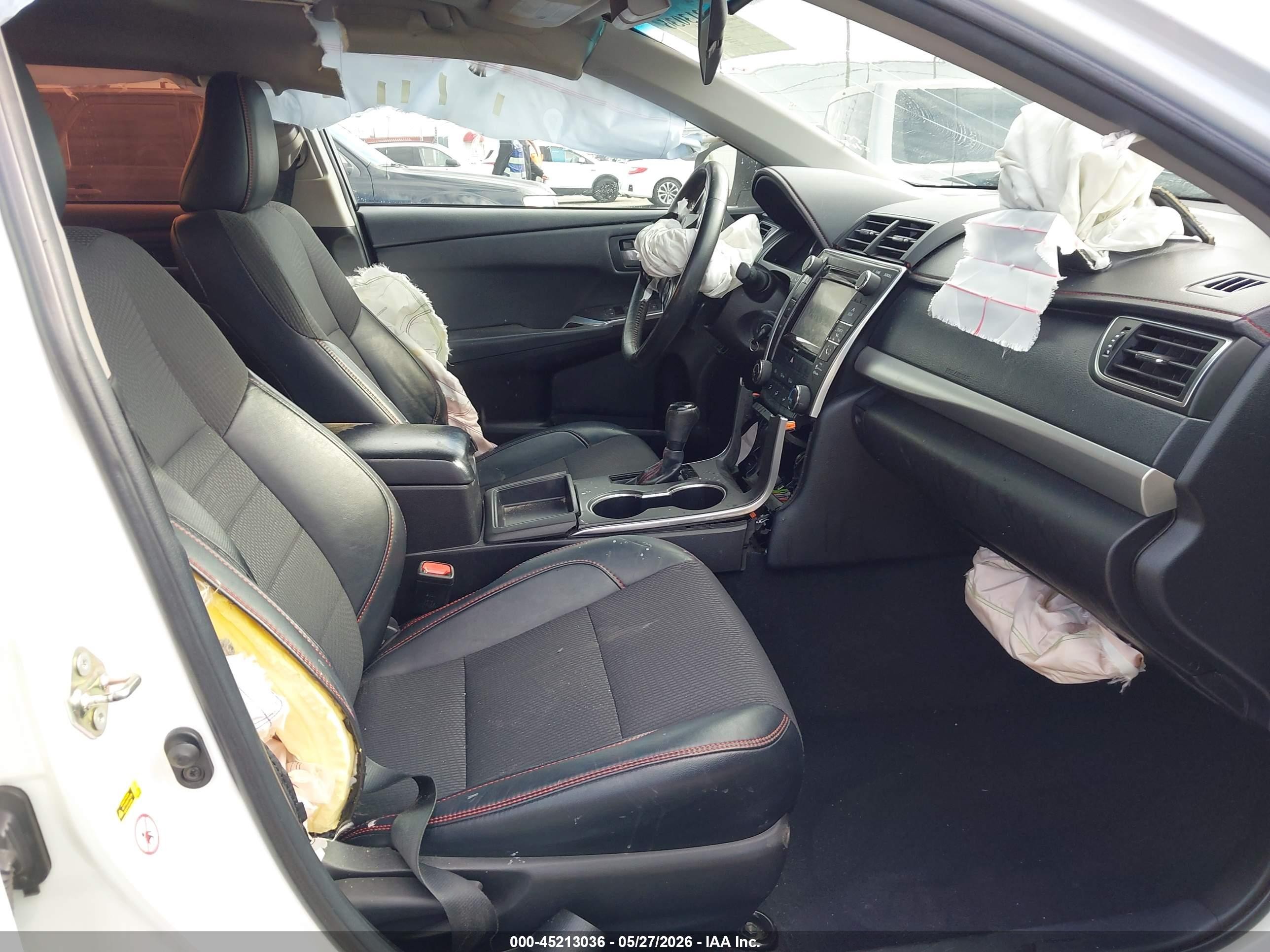 2016 Toyota Camry Se White vin: 4T1BF1FK9GU170989