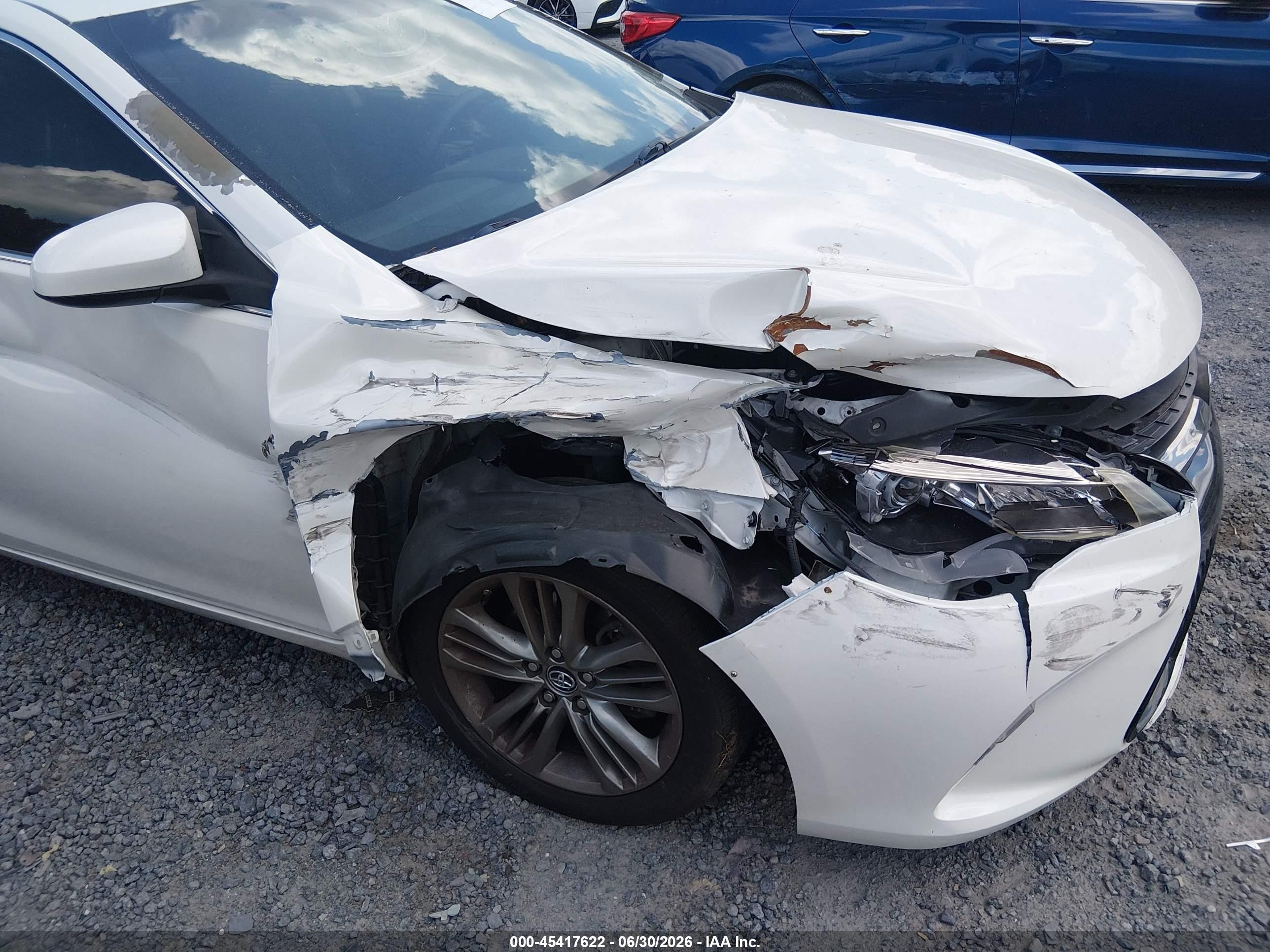 2015 Toyota Camry Le/xle/se/xse Белый vin: 4T1BF1FKGFU071156