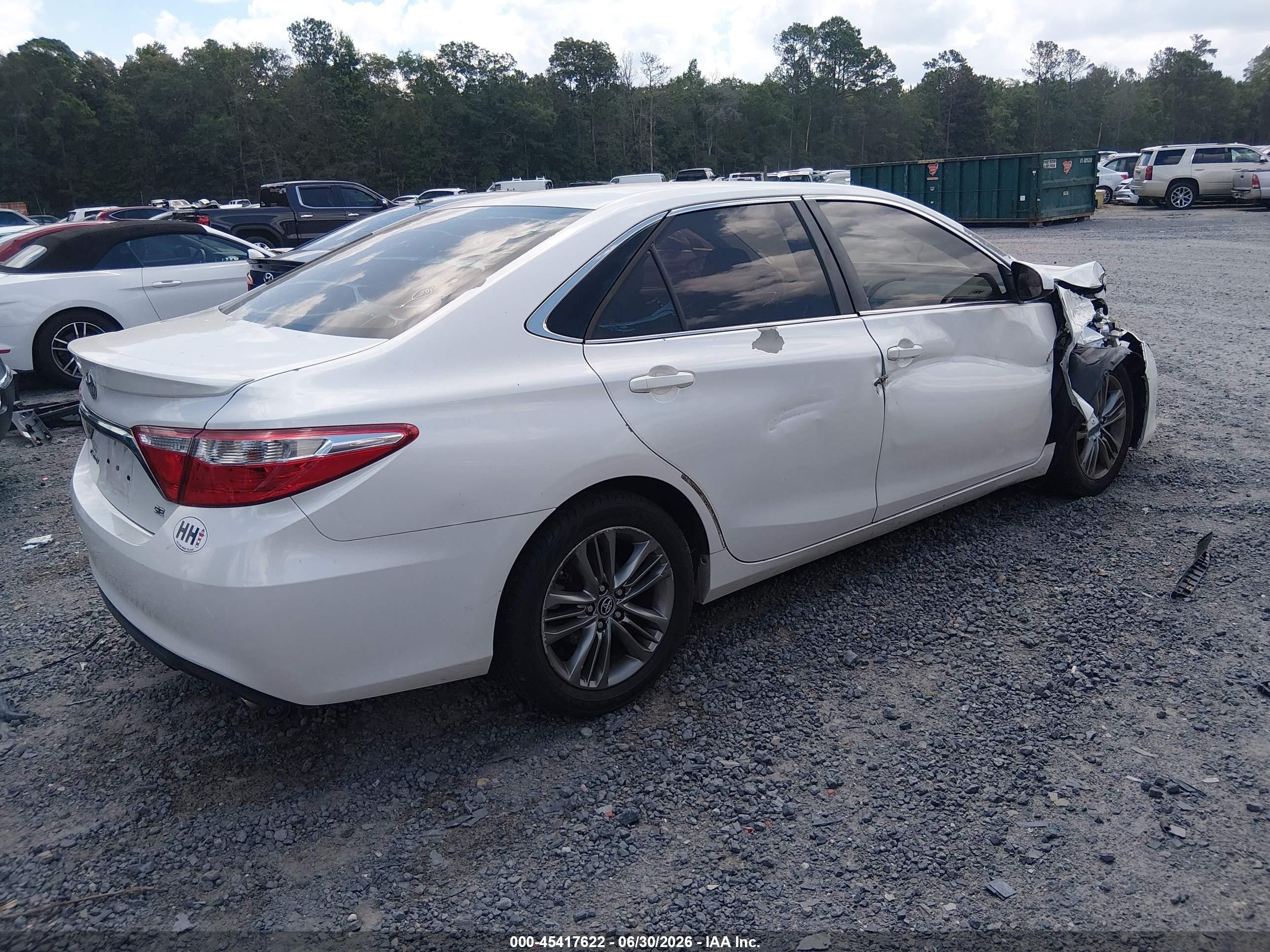 2015 Toyota Camry Le/xle/se/xse Белый vin: 4T1BF1FKGFU071156