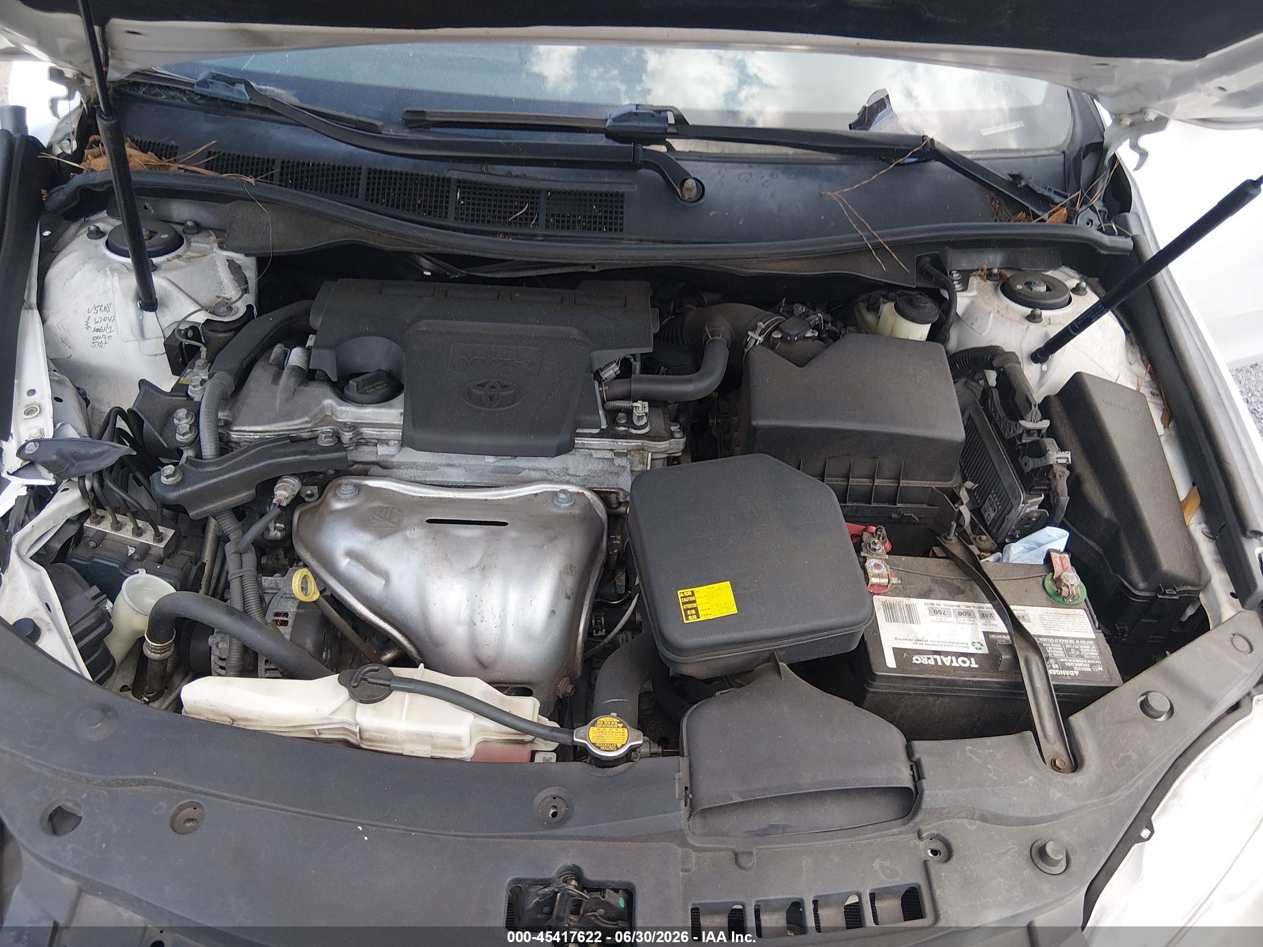 2015 Toyota Camry Le/xle/se/xse Белый vin: 4T1BF1FKGFU071156