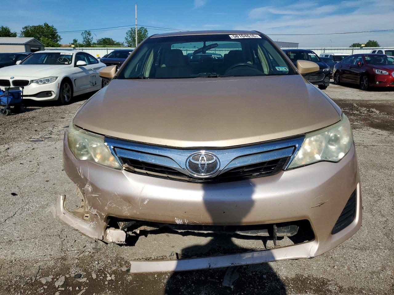 2012 Toyota Camry Le Gold vin: 4T1BF1FKXCU007682
