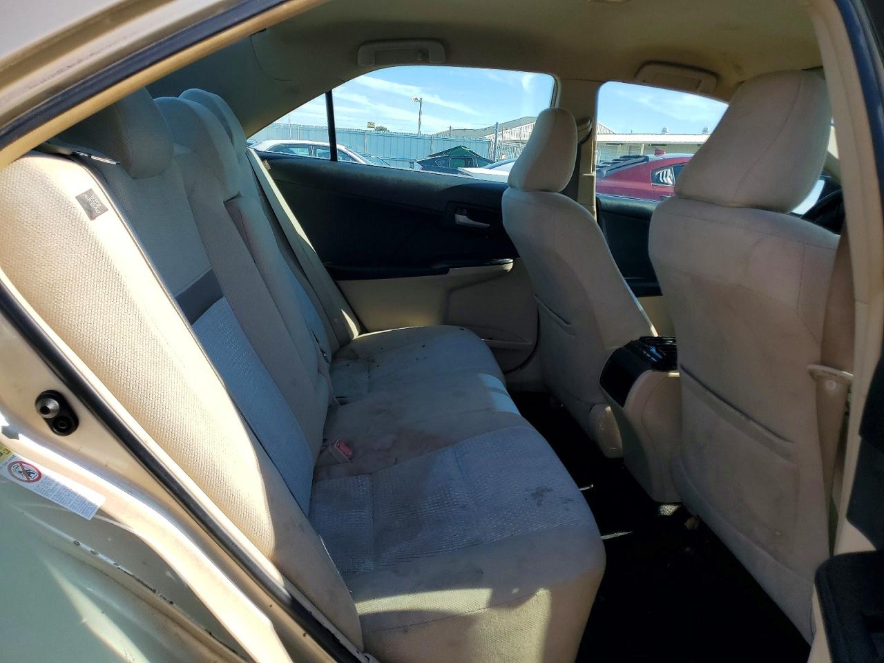 2012 Toyota Camry Le Gold vin: 4T1BF1FKXCU007682