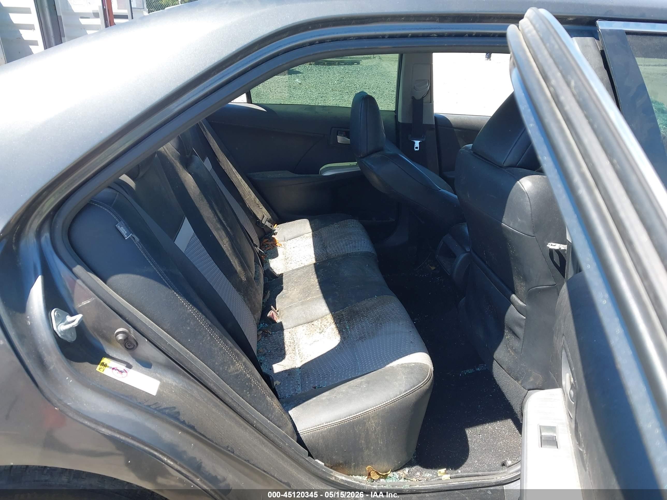 2012 Toyota Camry Se Silver vin: 4T1BF1FKXCU013661