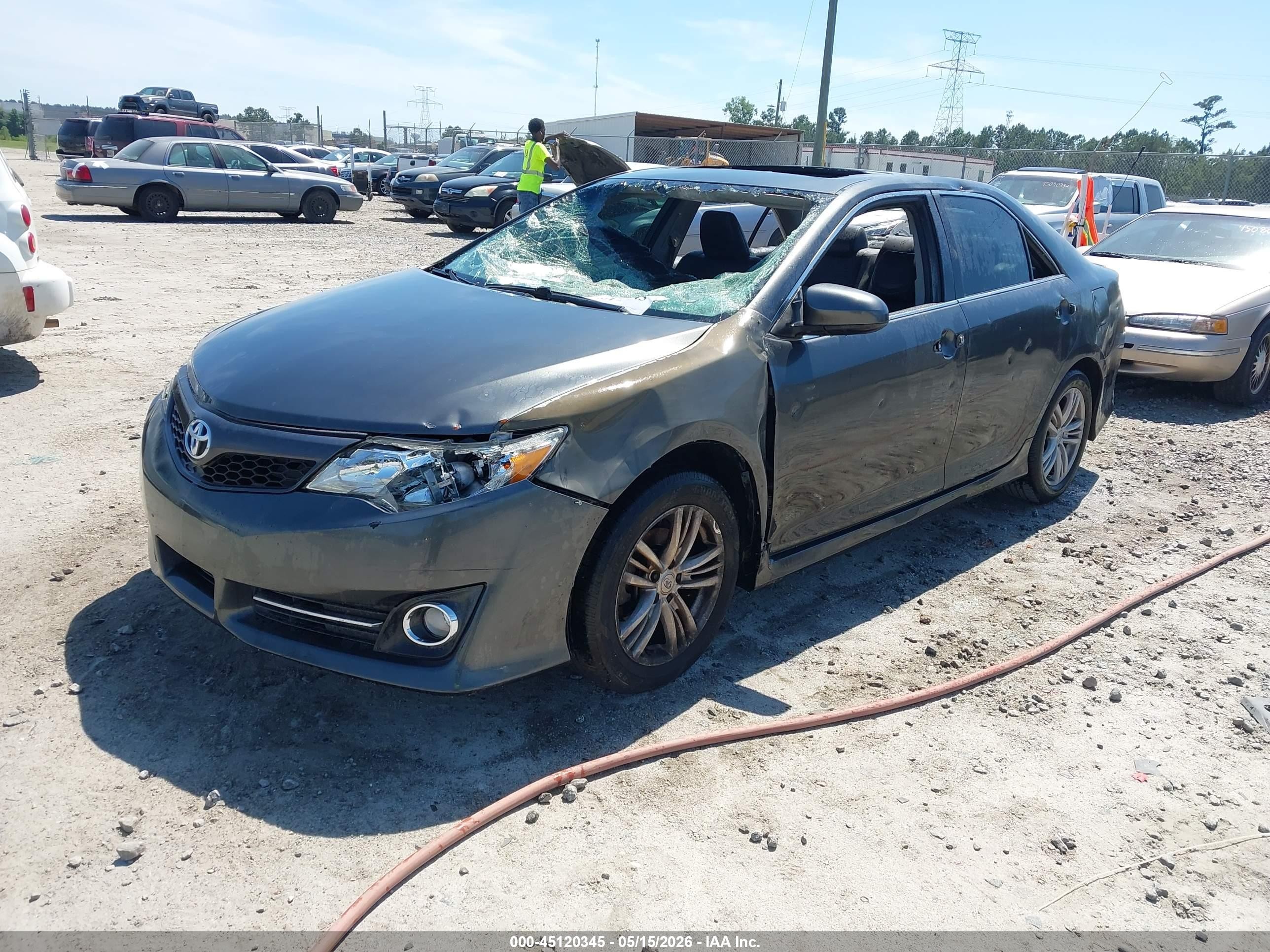 2012 Toyota Camry Se Silver vin: 4T1BF1FKXCU013661