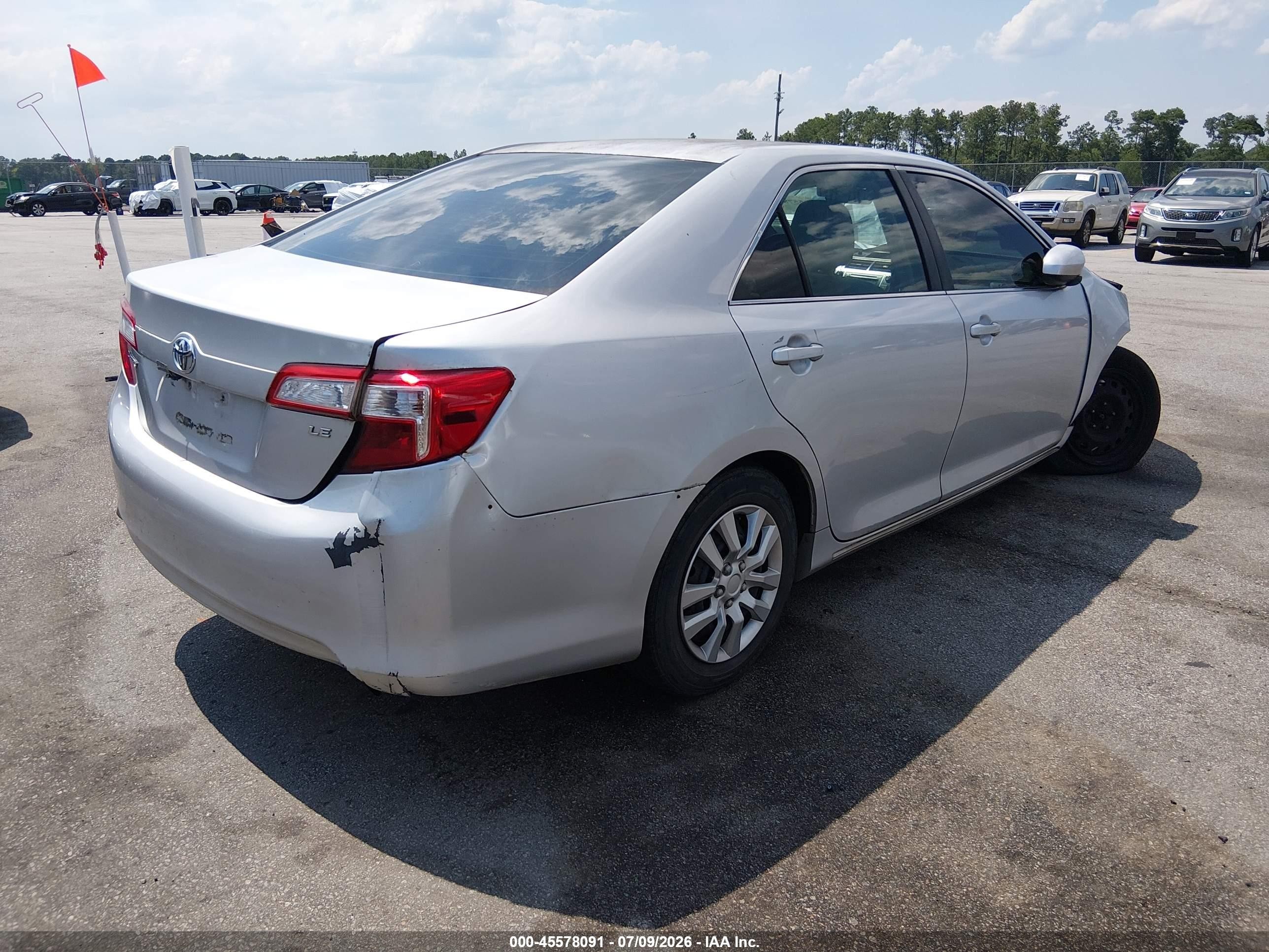 2012 Toyota Camry Le Silver vin: 4T1BF1FKXCU018455