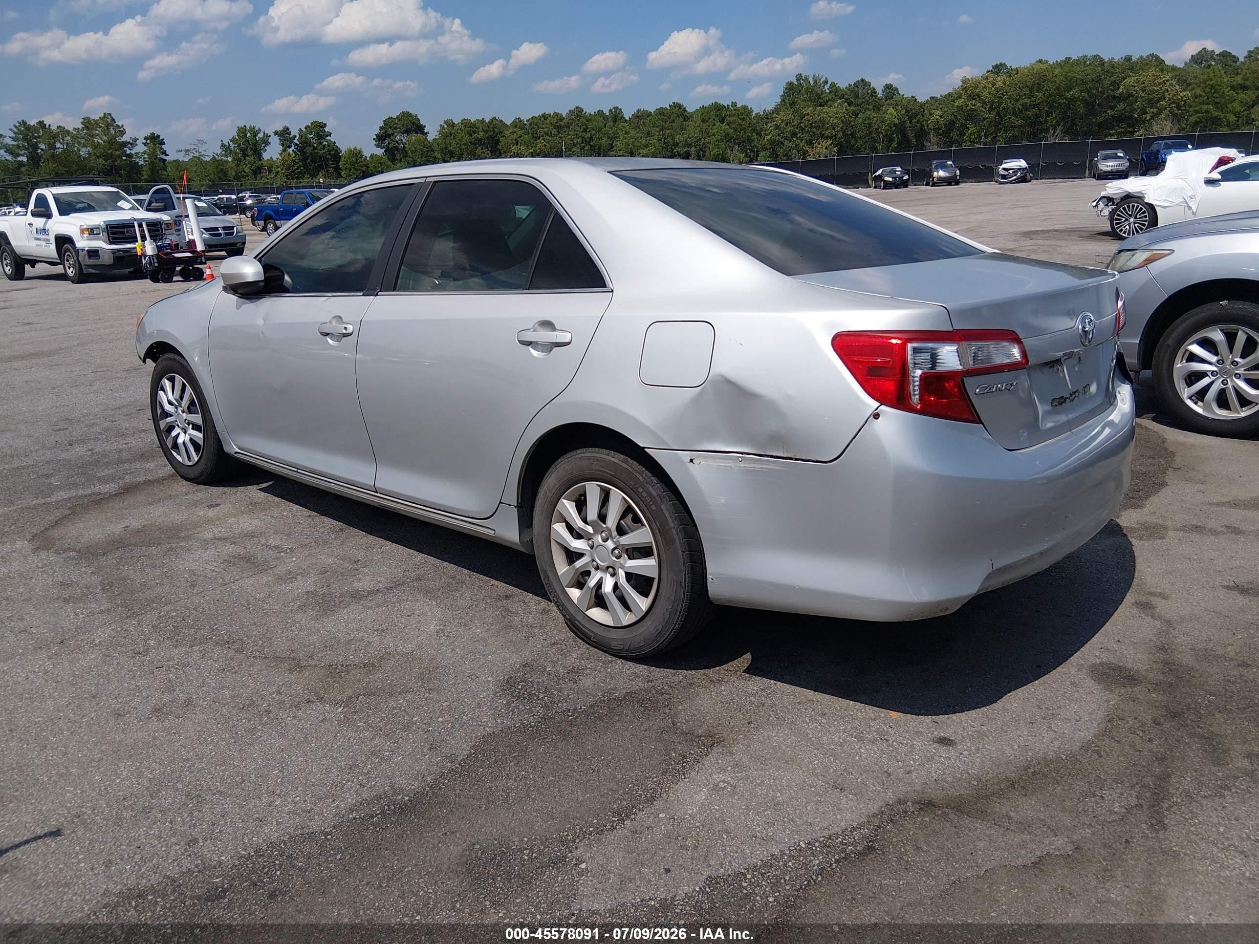 2012 Toyota Camry Le Silver vin: 4T1BF1FKXCU018455