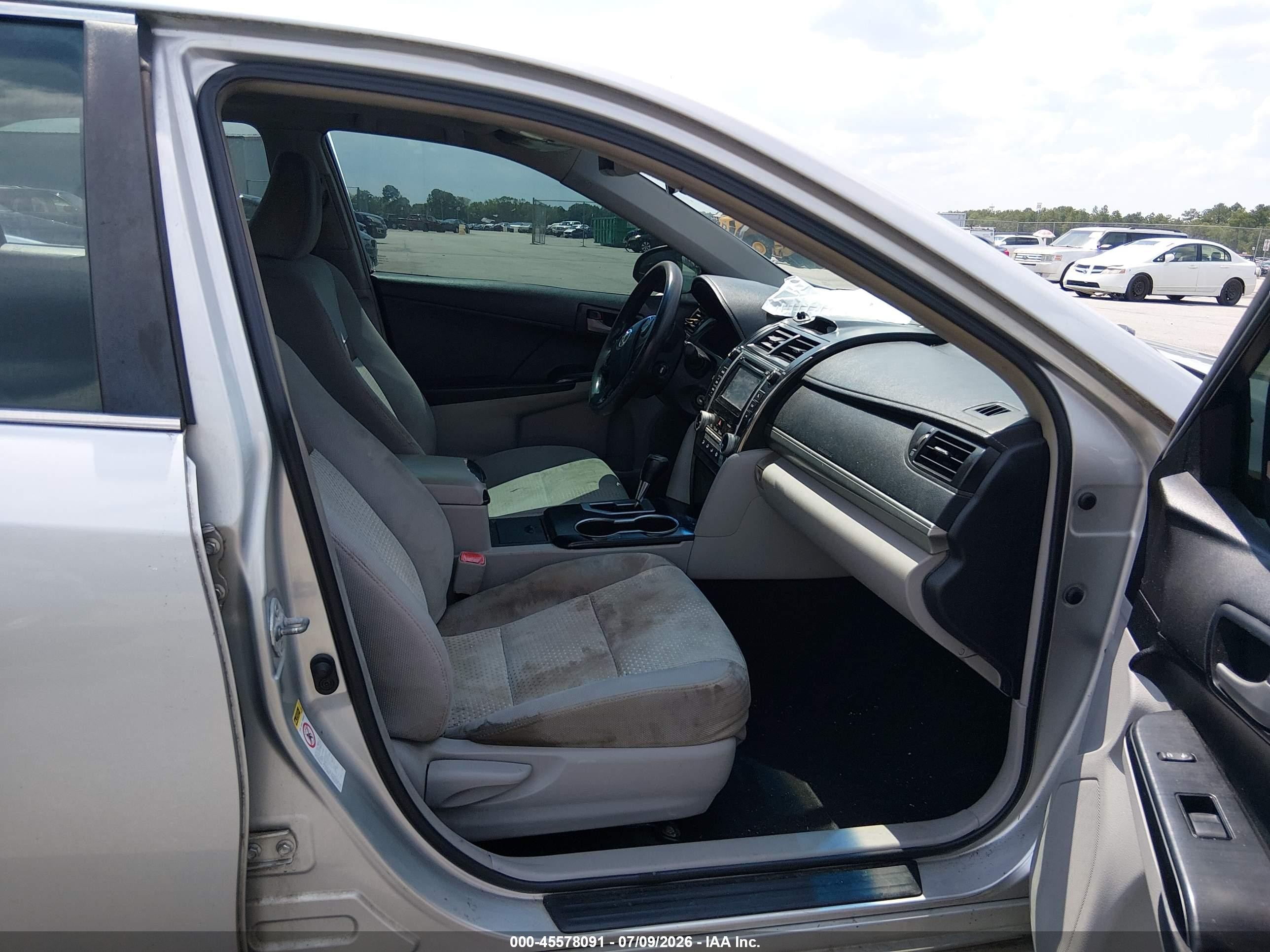 2012 Toyota Camry Le Silver vin: 4T1BF1FKXCU018455