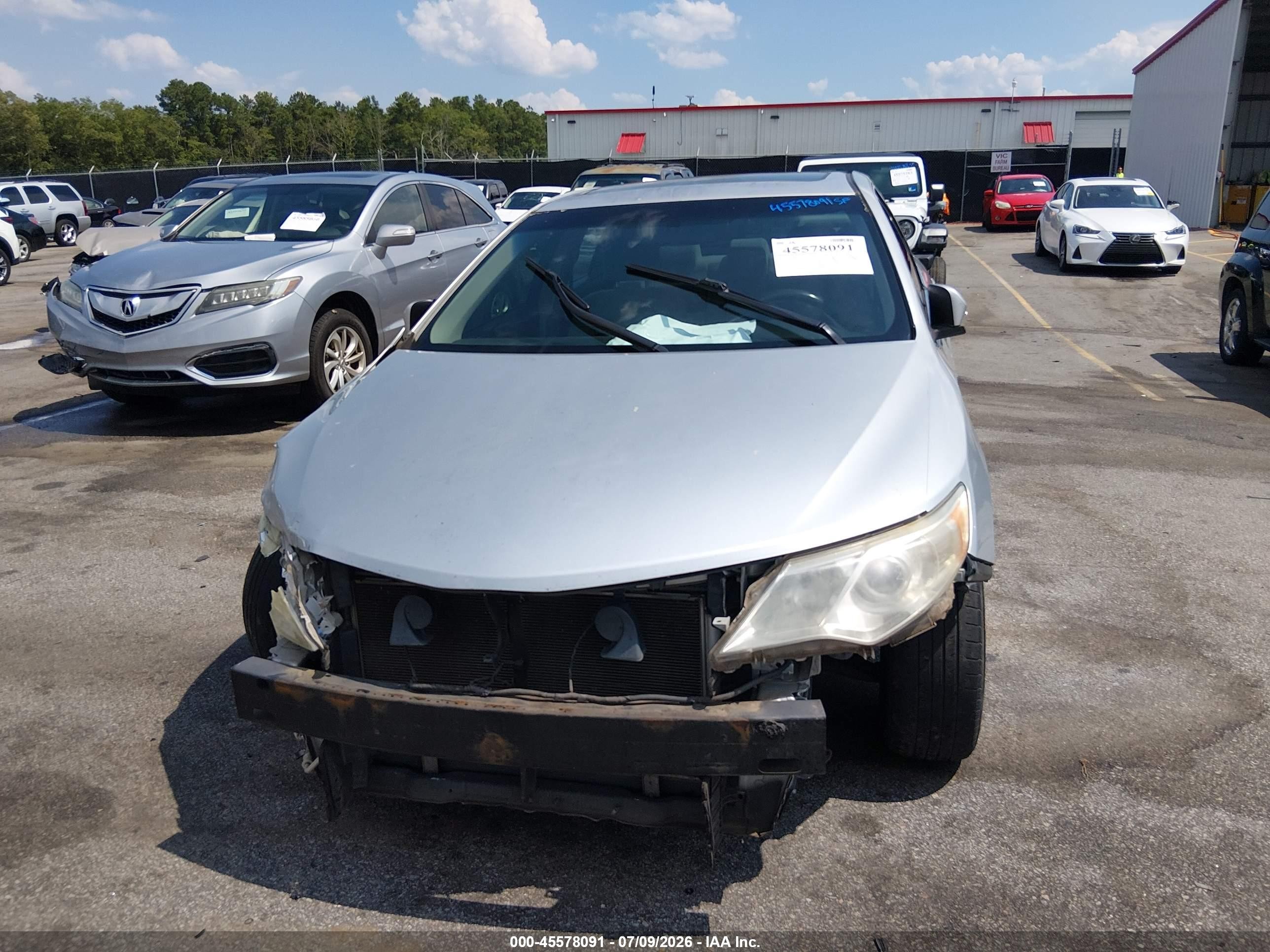 2012 Toyota Camry Le Silver vin: 4T1BF1FKXCU018455
