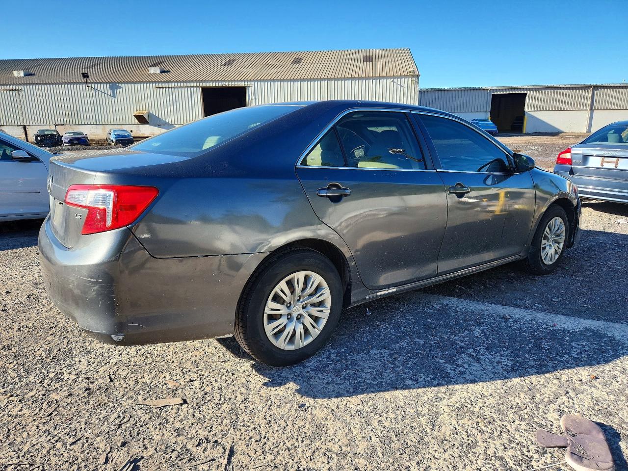 2012 Toyota Camry Le Gray vin: 4T1BF1FKXCU028614