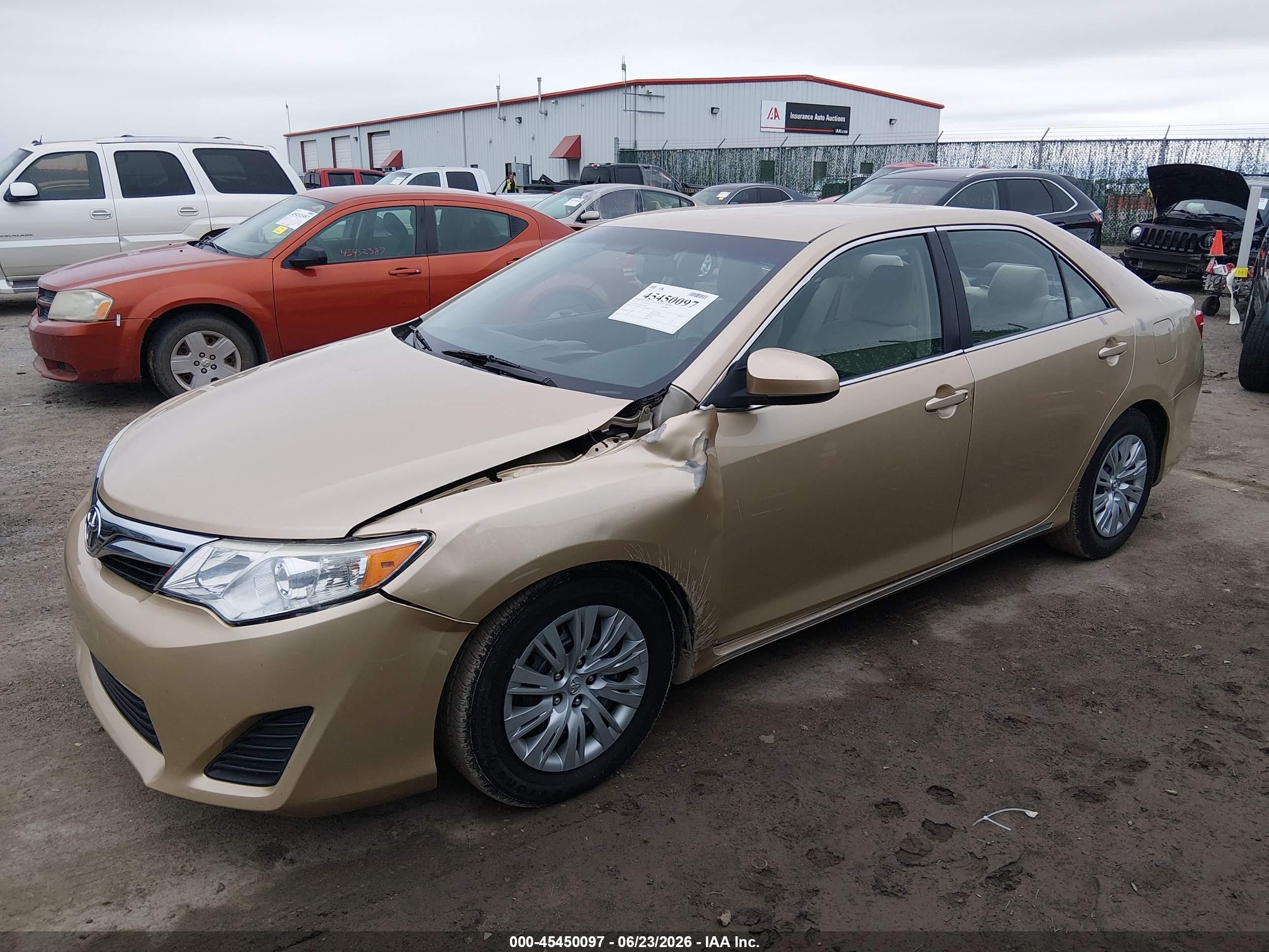 2012 Toyota Camry Le Gold vin: 4T1BF1FKXCU033831