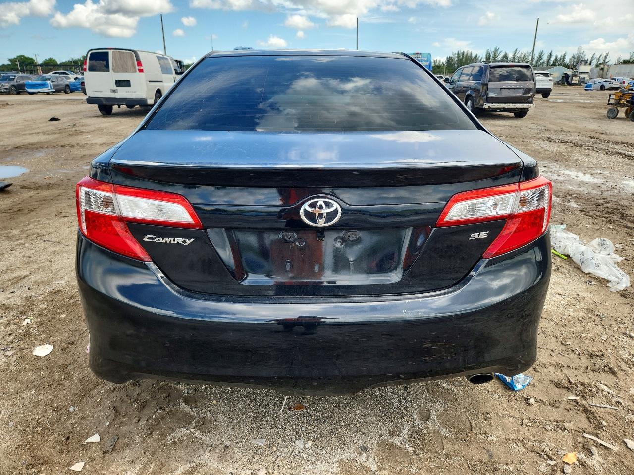 2012 Toyota Camry Se Черный vin: 4T1BF1FKXCU036552