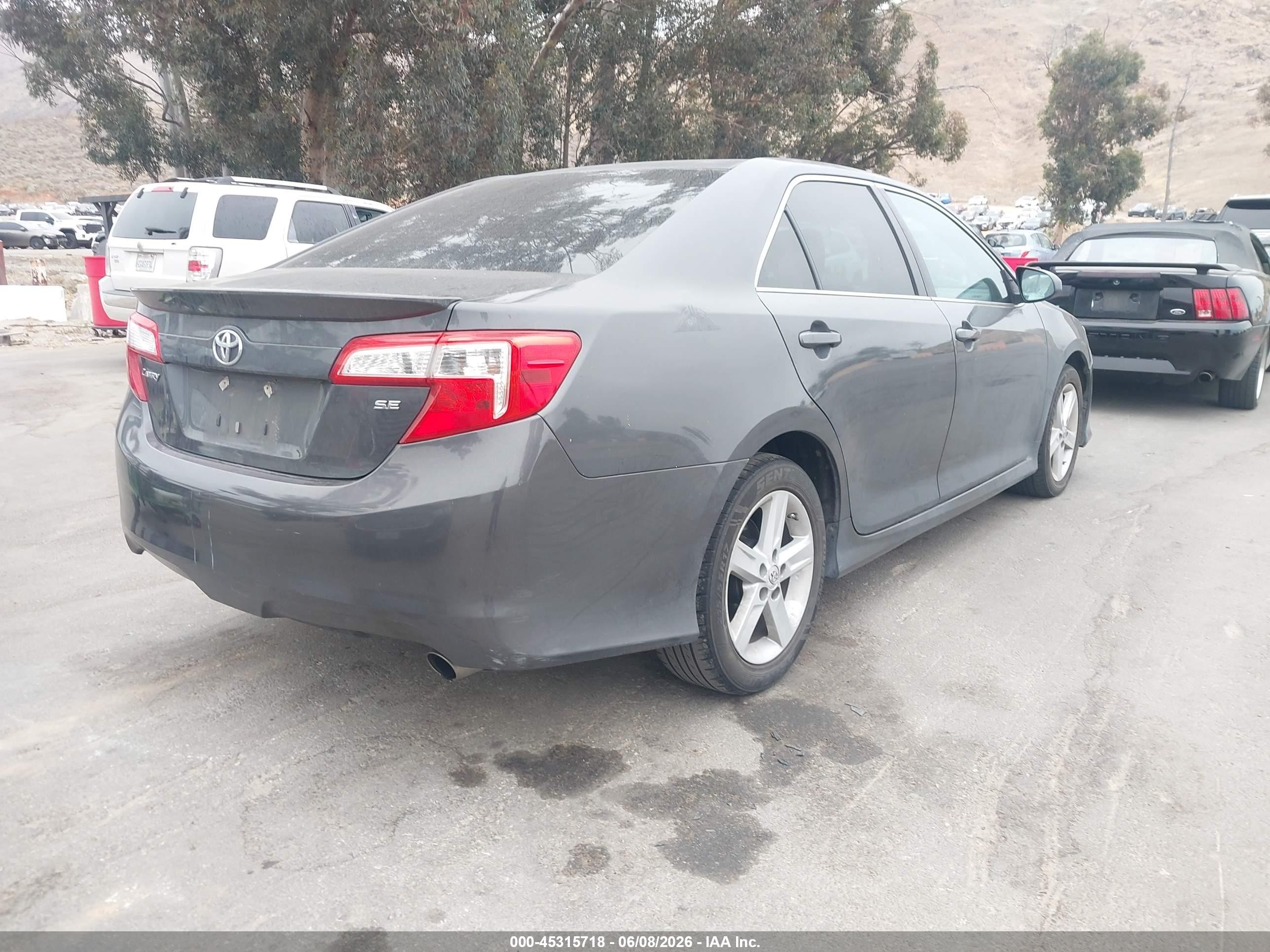 2012 Toyota Camry Se Gray vin: 4T1BF1FKXCU047180