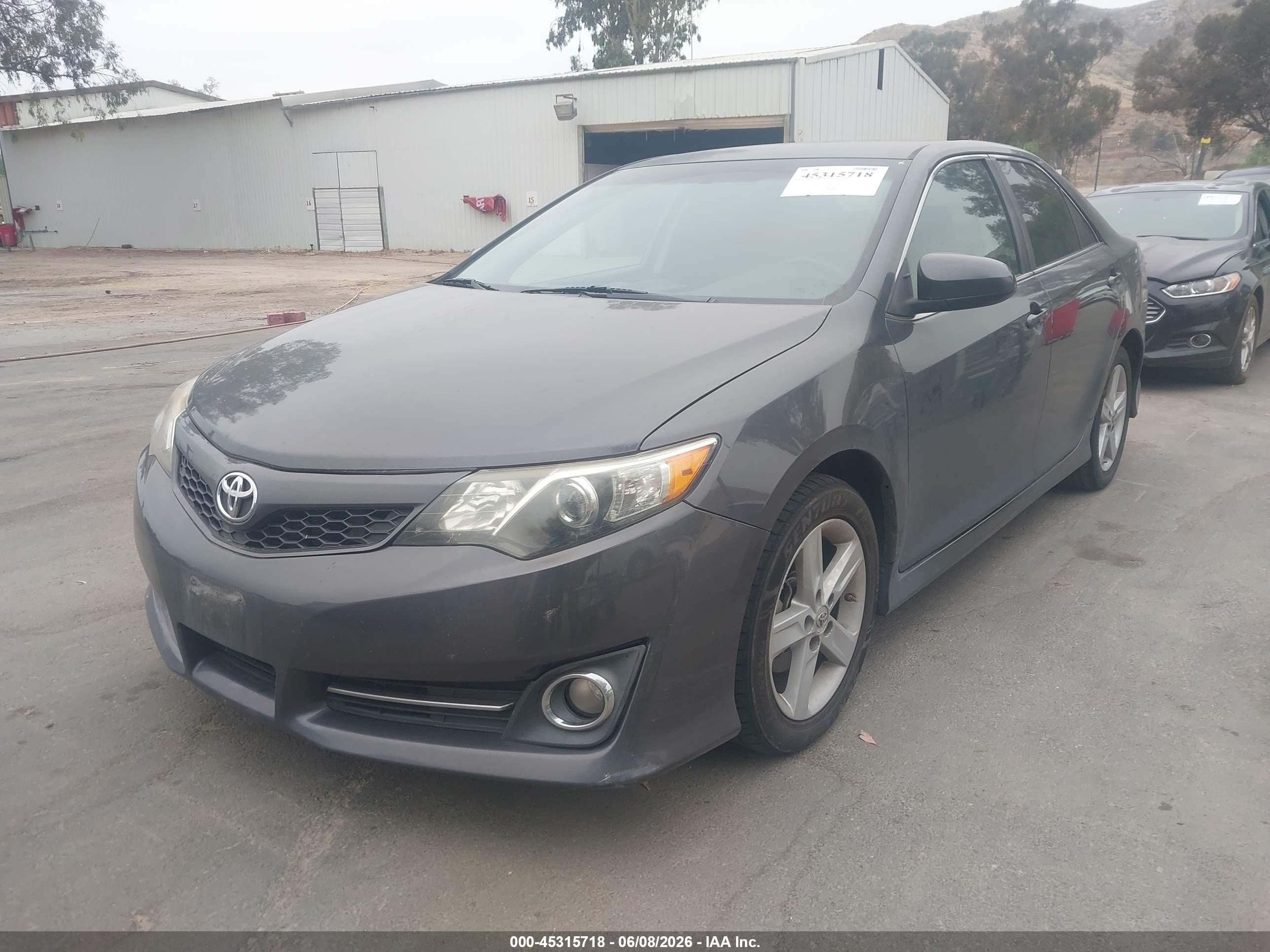 2012 Toyota Camry Se Gray vin: 4T1BF1FKXCU047180