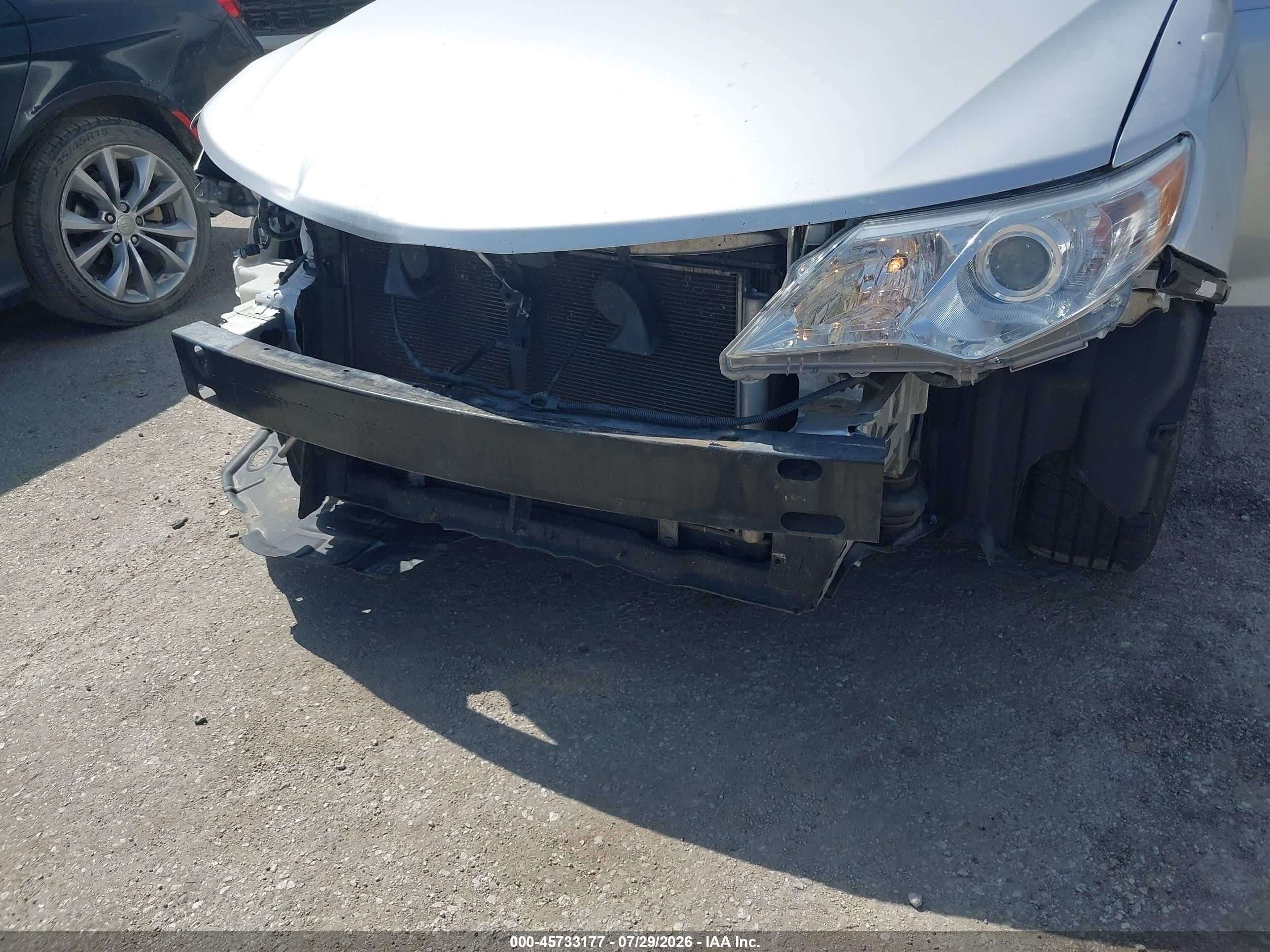 2012 Toyota Camry Le Silver vin: 4T1BF1FKXCU052931