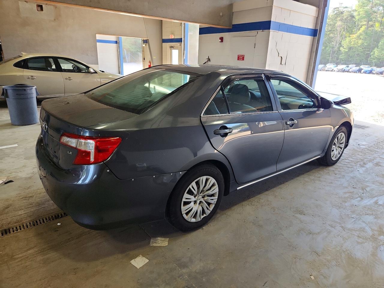 2012 Toyota Camry Le Gray vin: 4T1BF1FKXCU056574