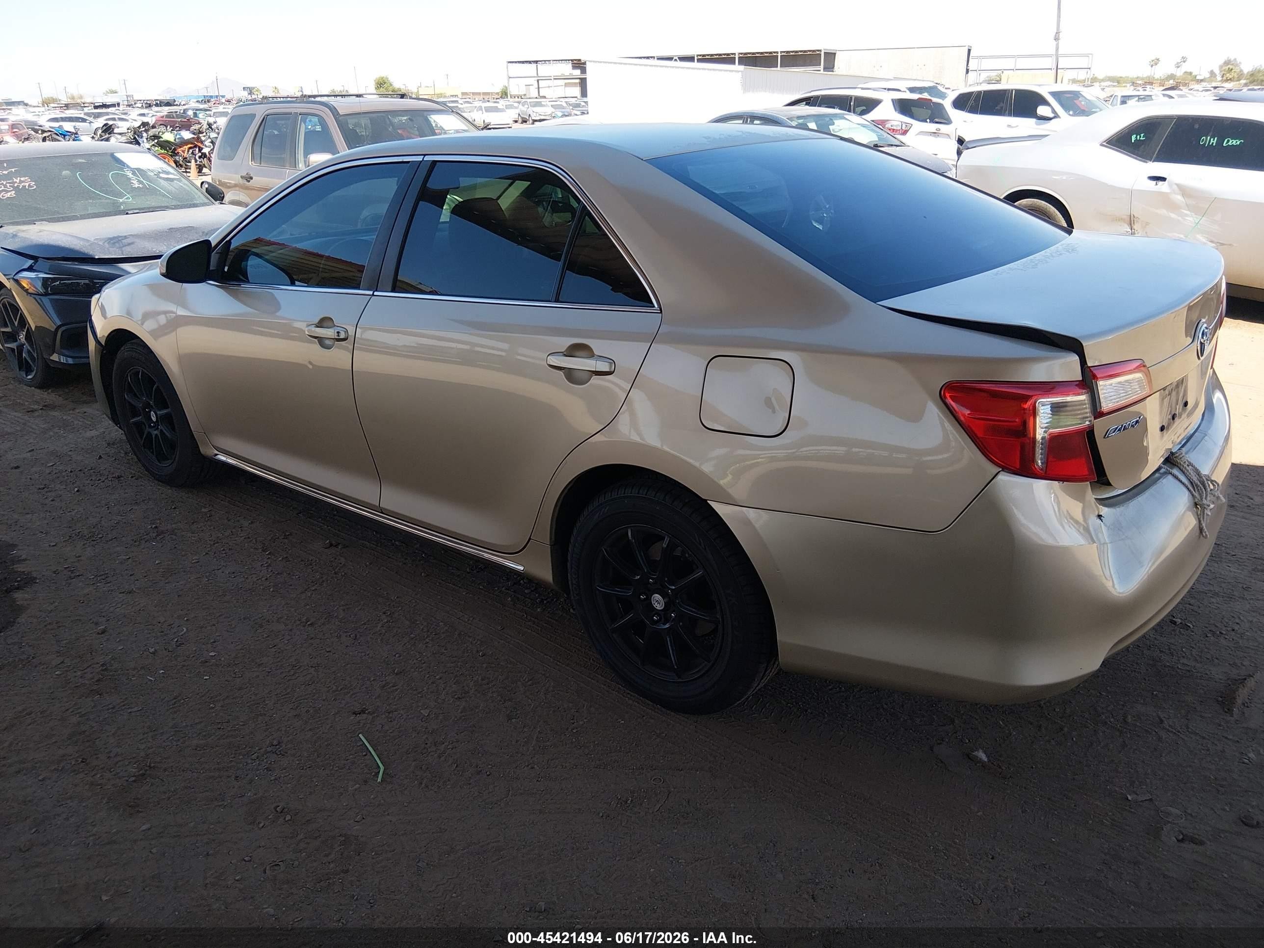 2012 Toyota Camry Le Желто-коричневый vin: 4T1BF1FKXCU071009