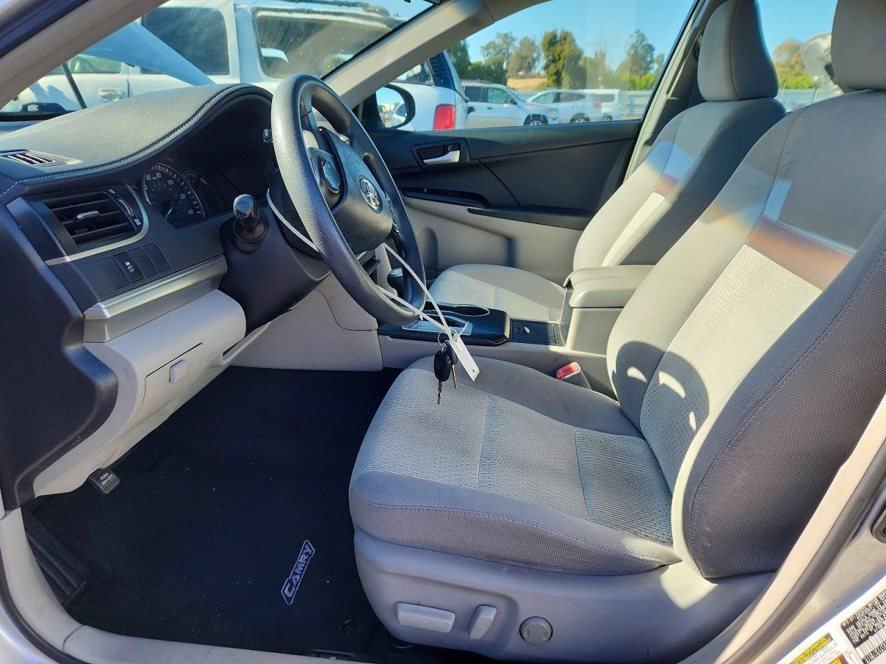 2012 Toyota Camry Le Серебряный vin: 4T1BF1FKXCU072693