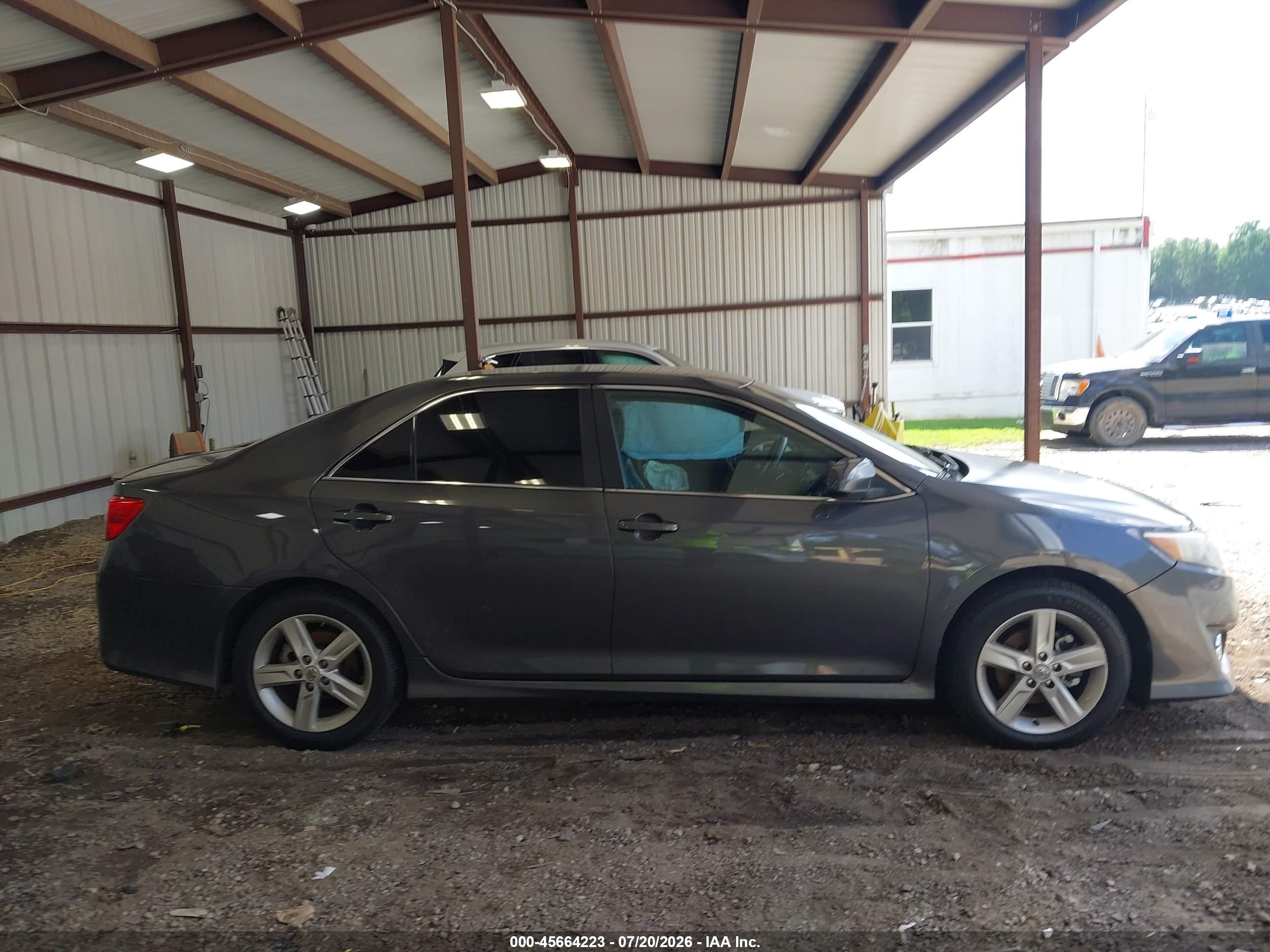 2012 Toyota Camry Se Gray vin: 4T1BF1FKXCU074671