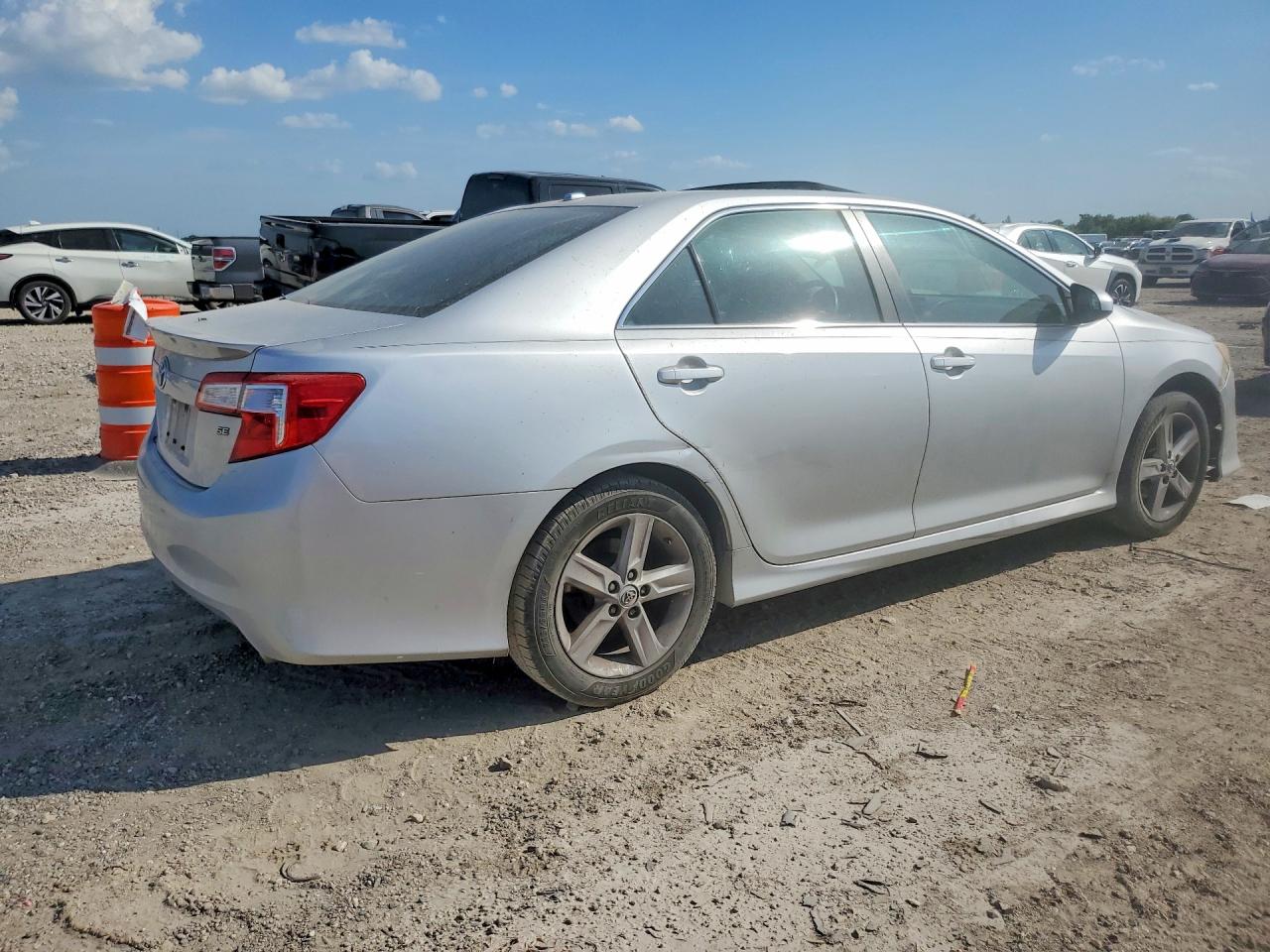 2012 Toyota Camry Se Silver vin: 4T1BF1FKXCU097089