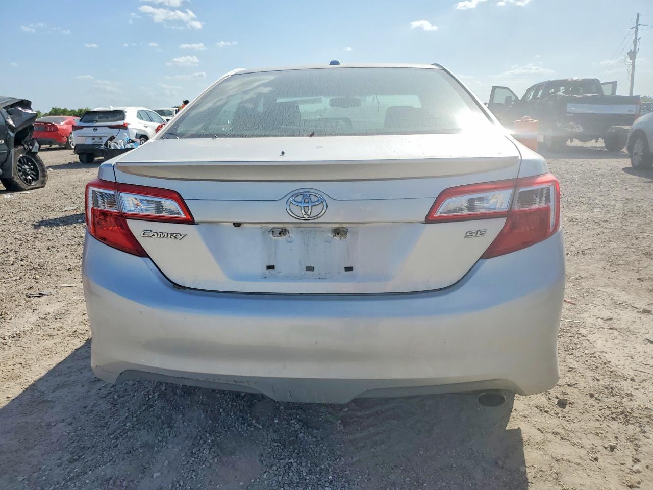 2012 Toyota Camry Se Silver vin: 4T1BF1FKXCU097089