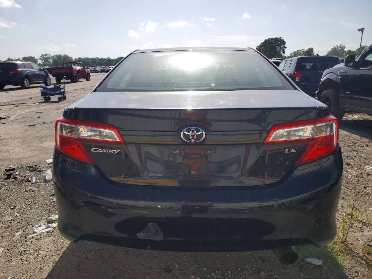 2012 Toyota Camry Le Gray vin: 4T1BF1FKXCU104252