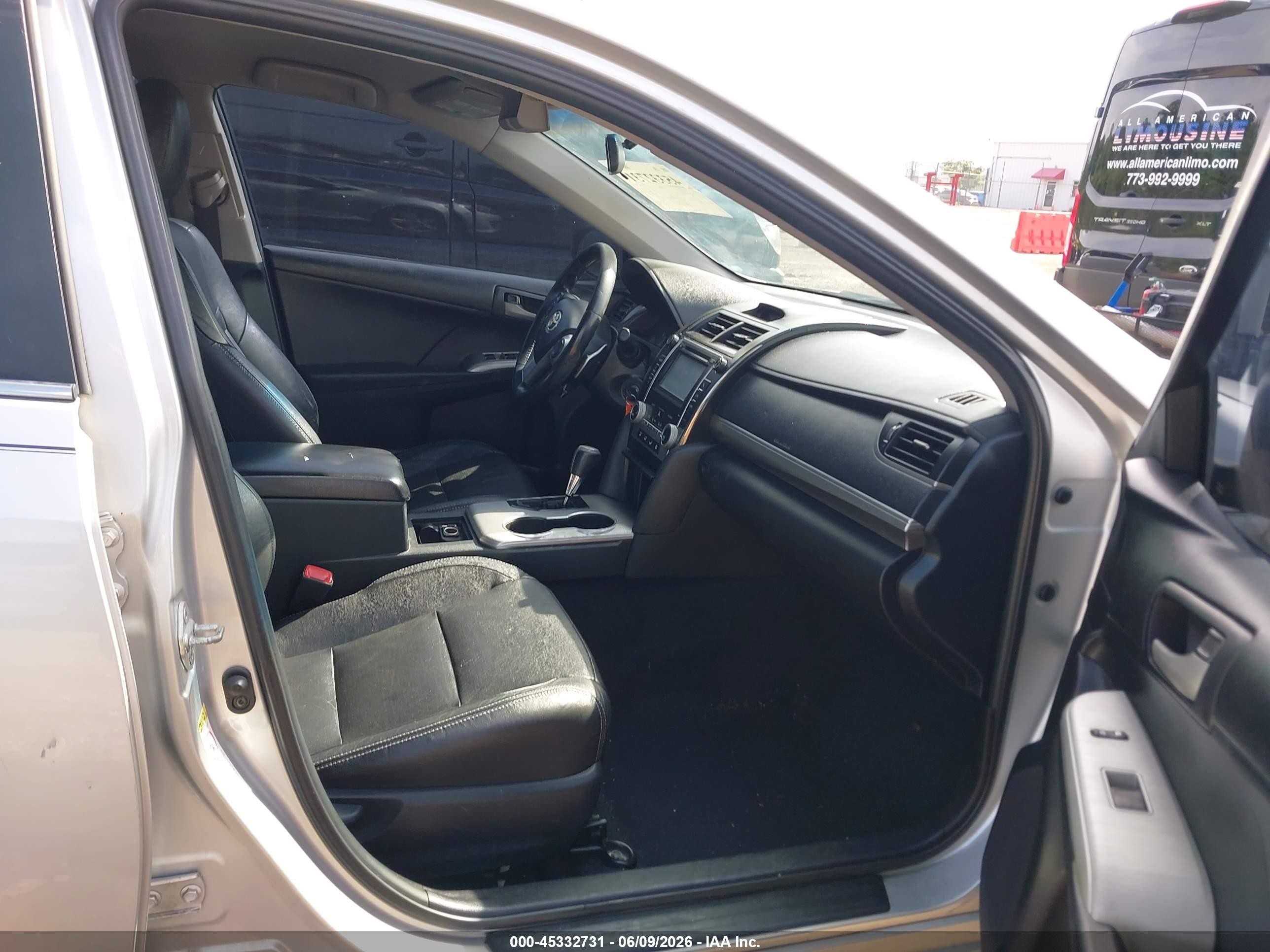 2012 Toyota Camry Se Silver vin: 4T1BF1FKXCU107491